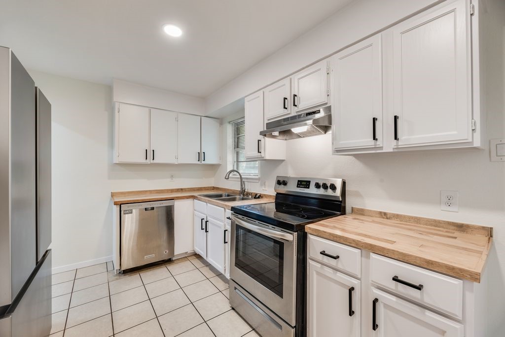 1959 Hillburn Drive Dallas TX 75217