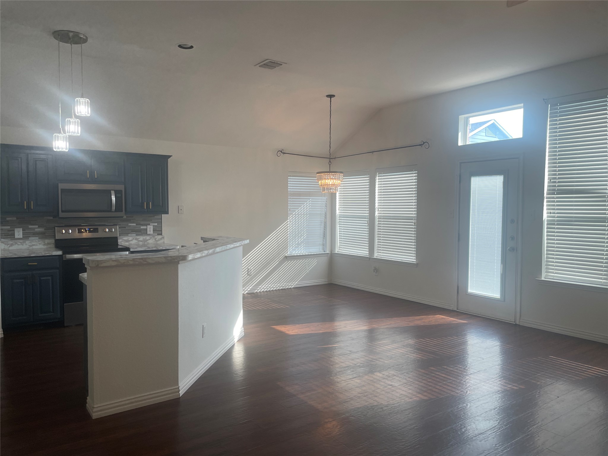 1825 Kingsbrook Trail Fort Worth TX 76120