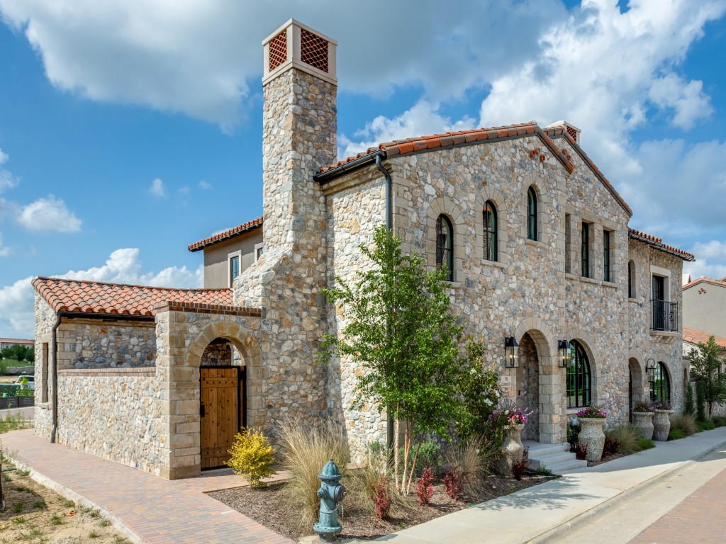 76 Cortes Drive Westlake TX 76262