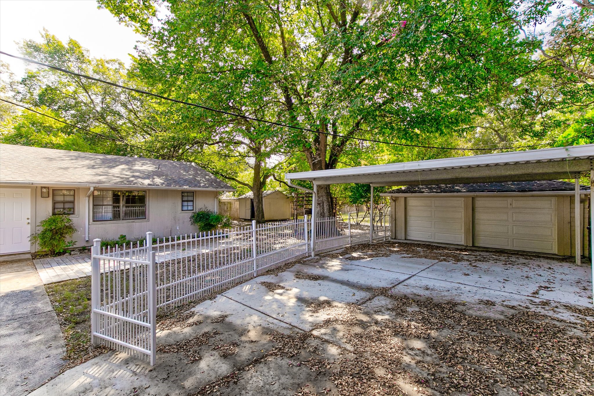 3727 W Biddison Street Fort Worth TX 76109