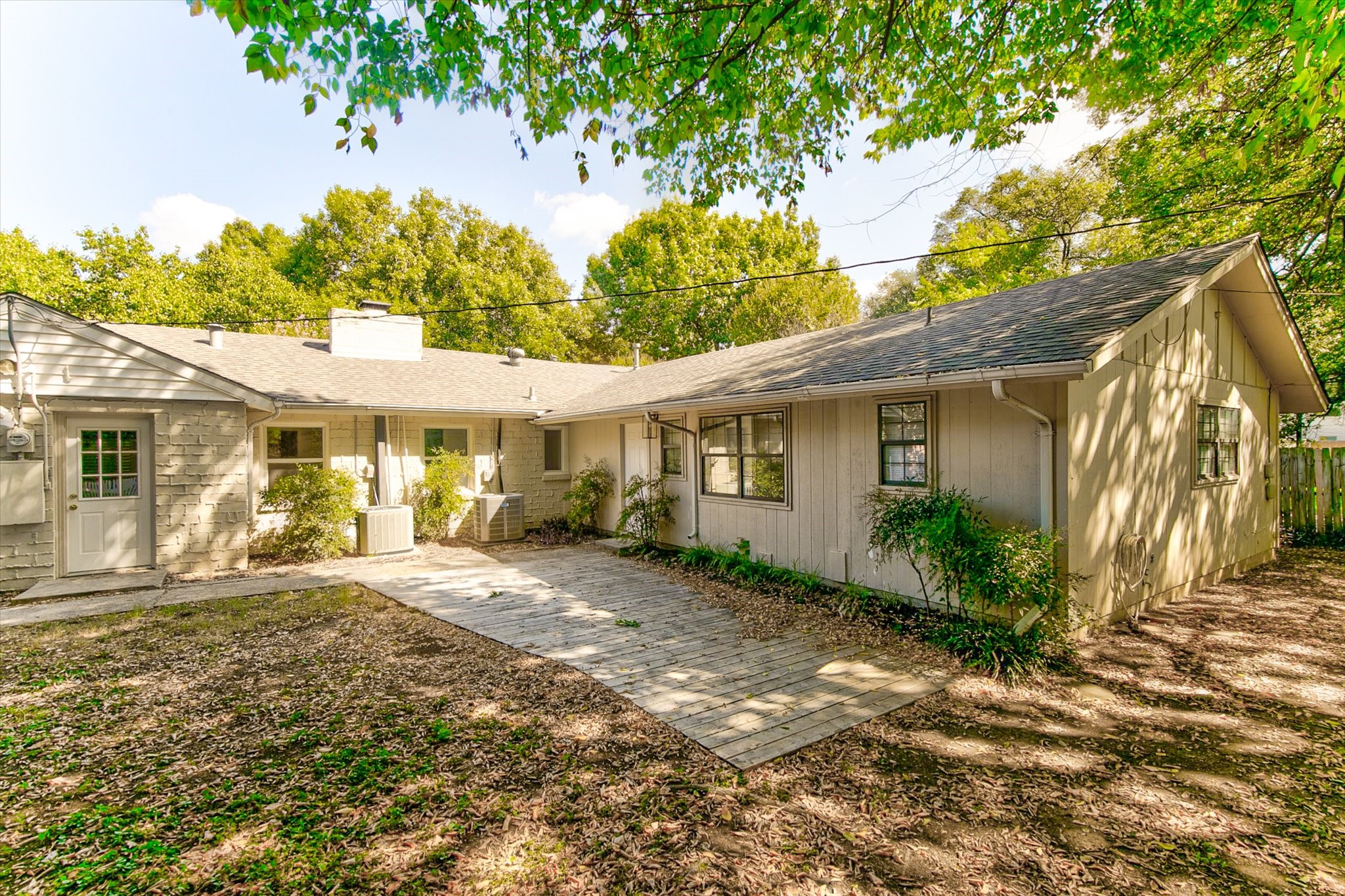 3727 W Biddison Street Fort Worth TX 76109