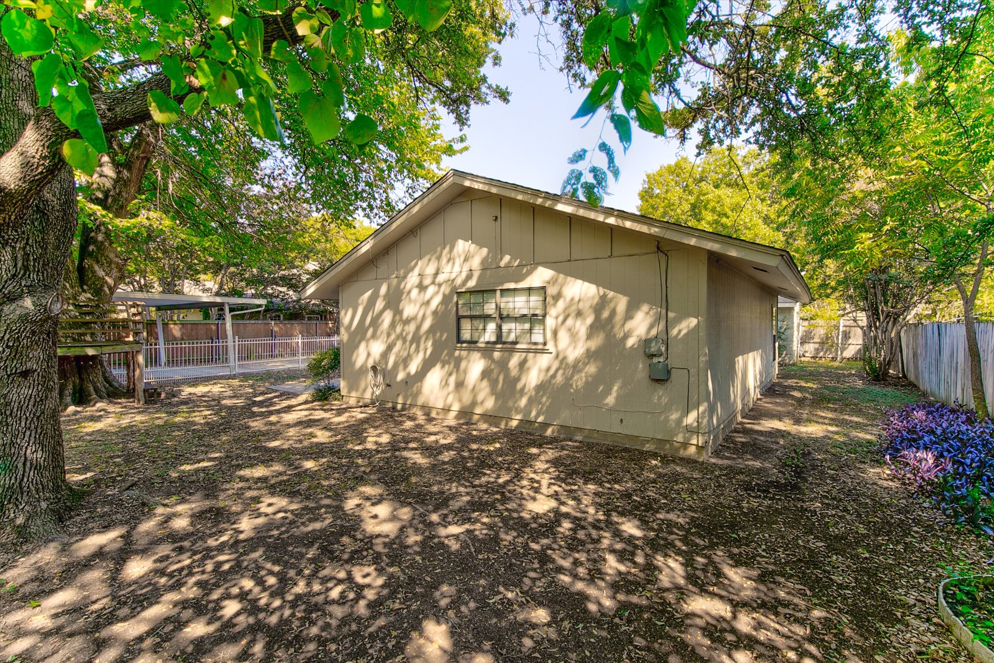 3727 W Biddison Street Fort Worth TX 76109