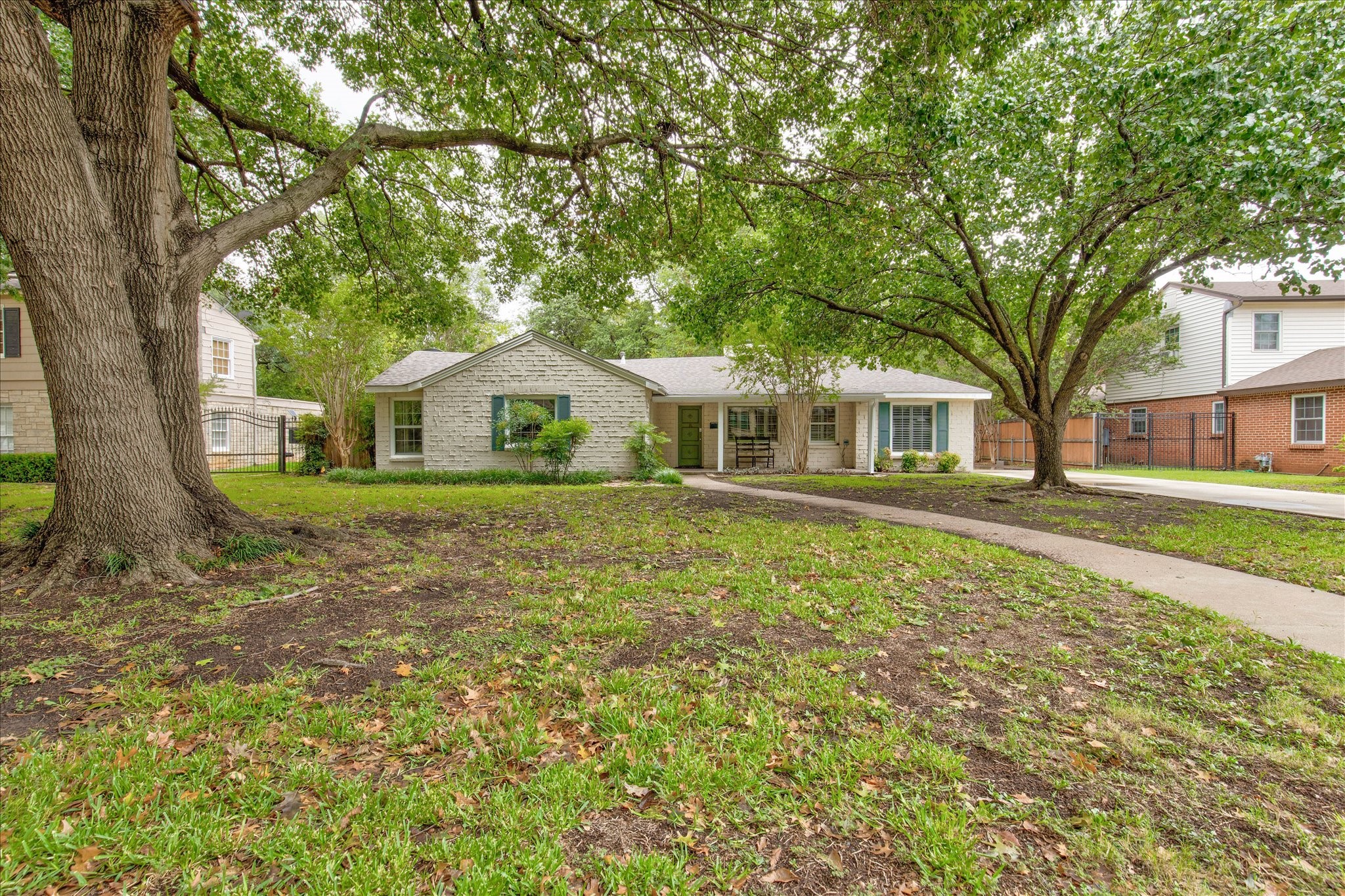 3727 W Biddison Street Fort Worth TX 76109
