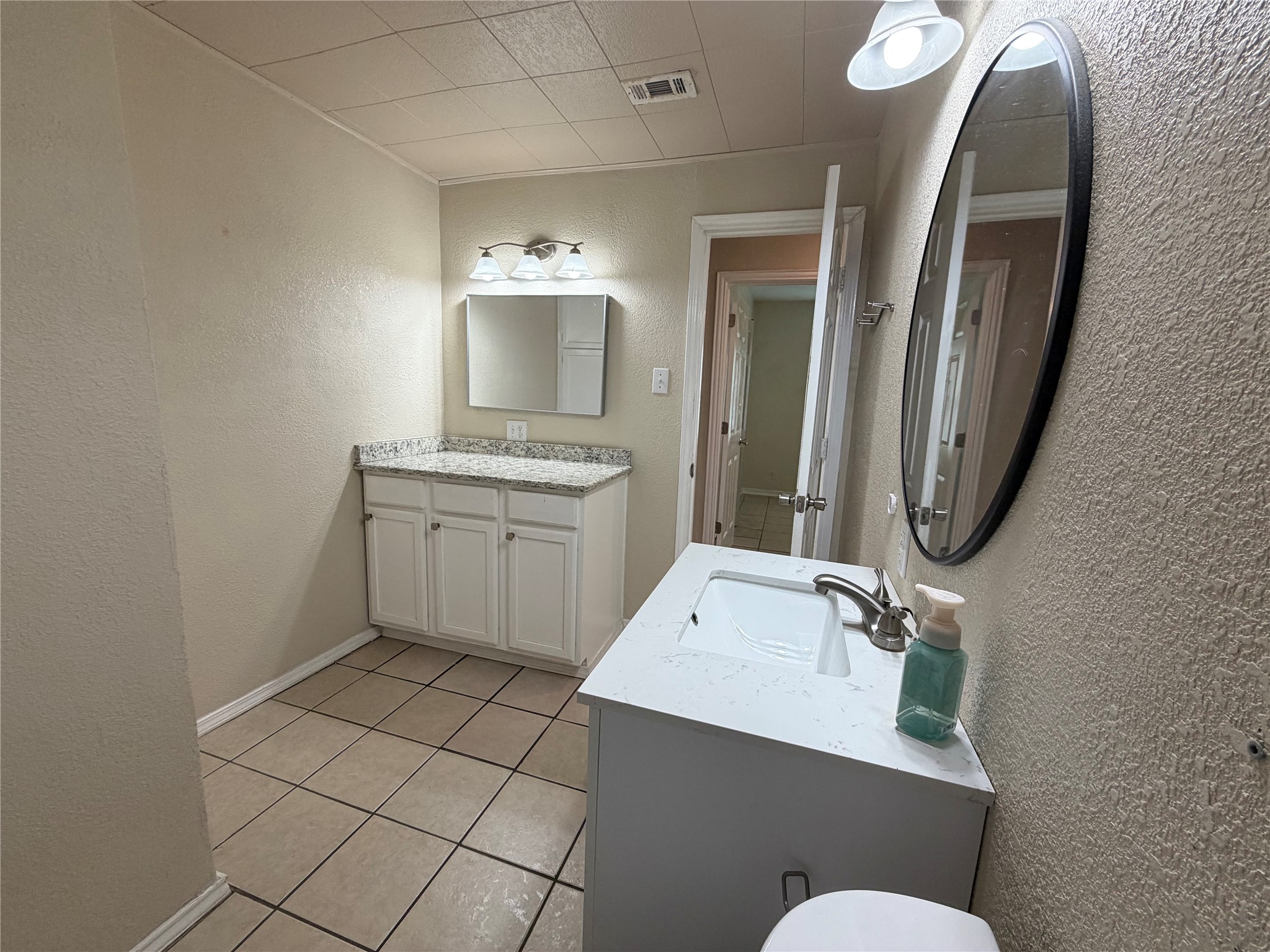 532 King Street Burleson TX 76028