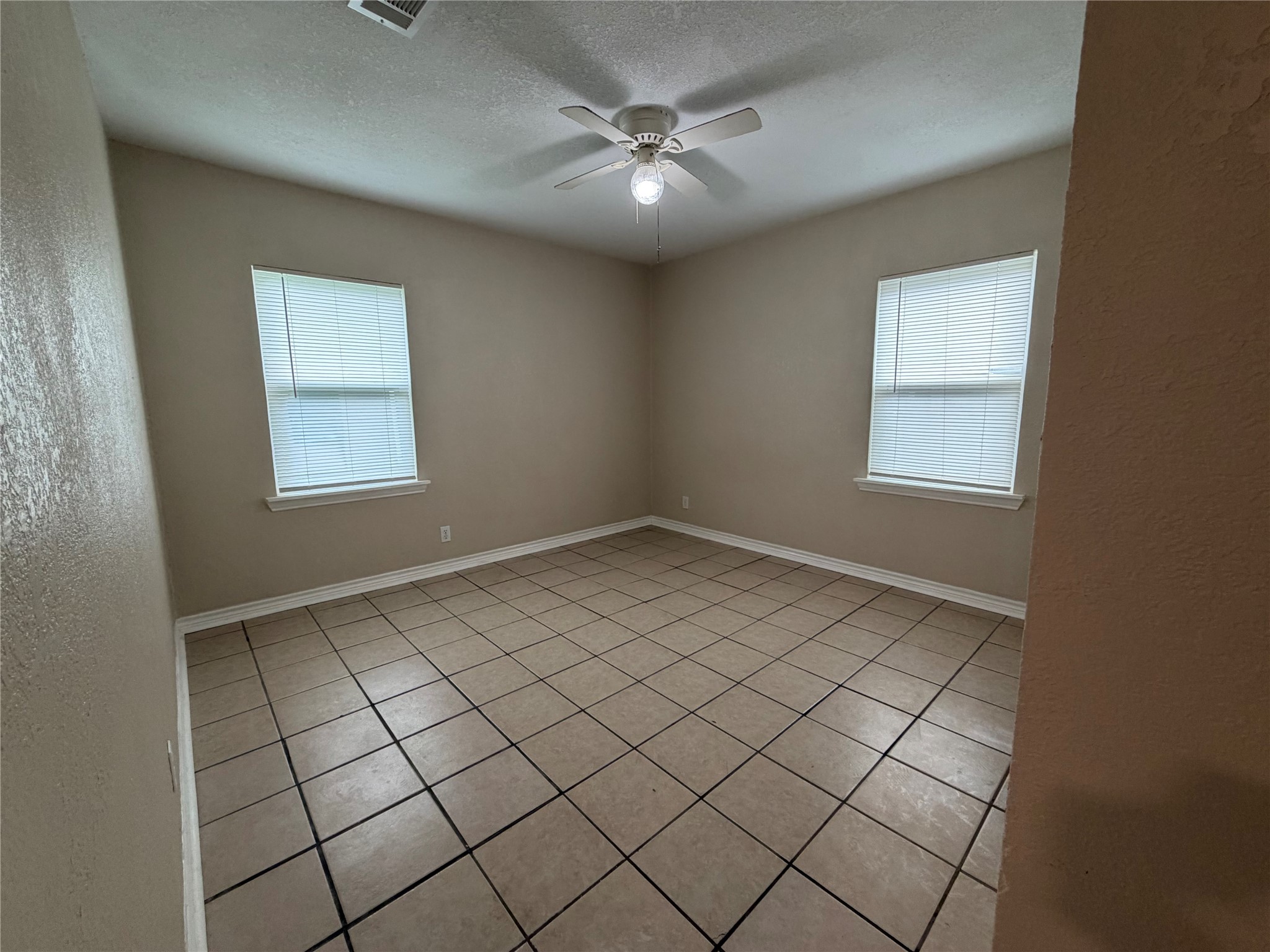 532 King Street Burleson TX 76028