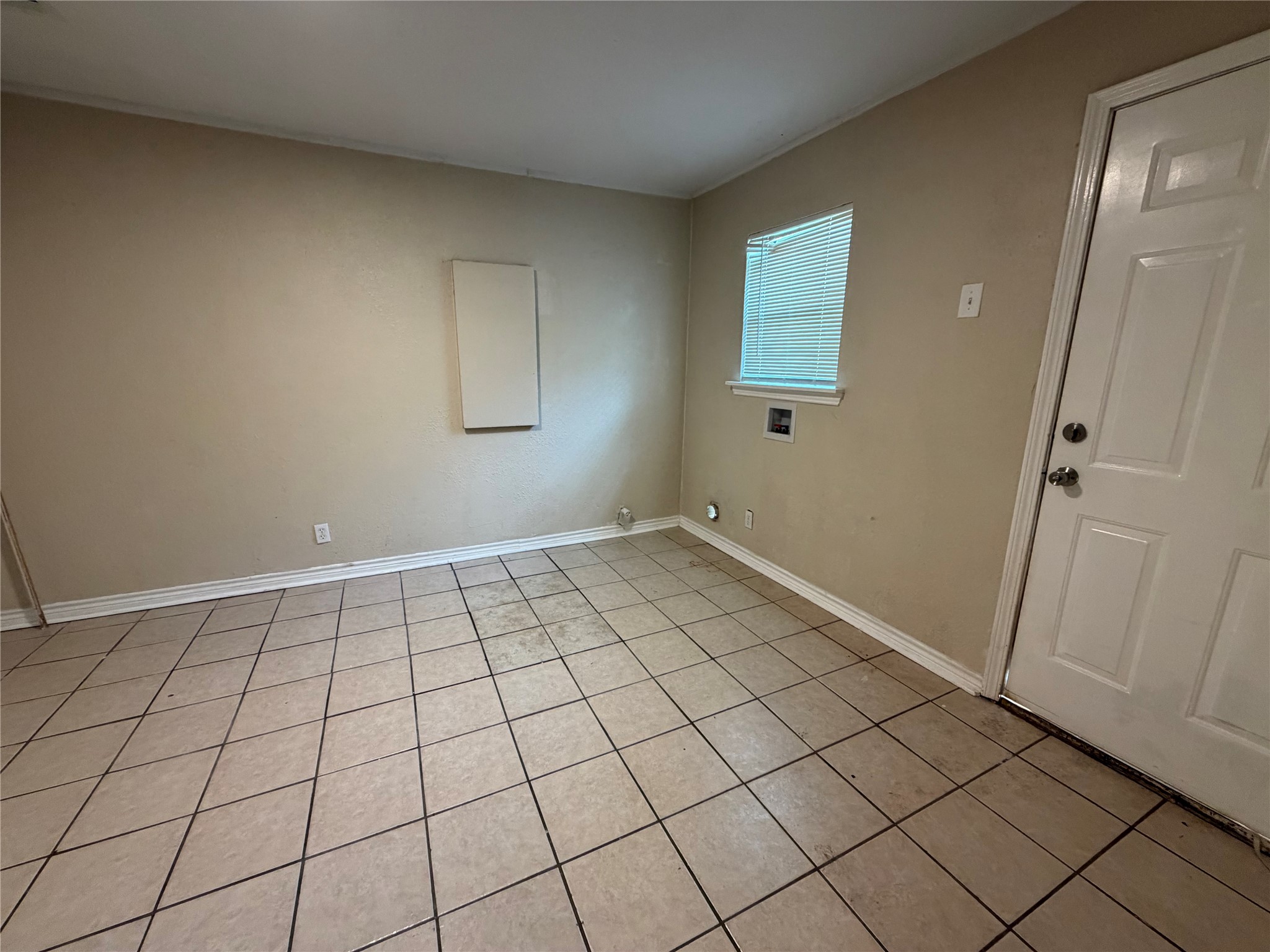 532 King Street Burleson TX 76028