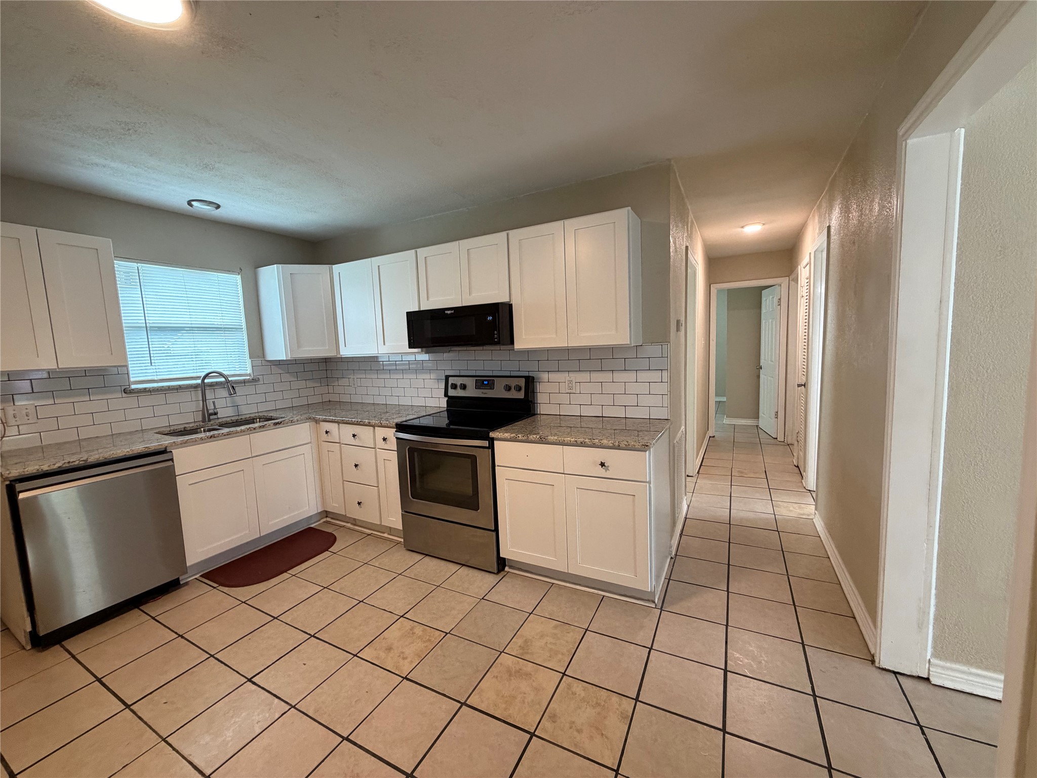 532 King Street Burleson TX 76028