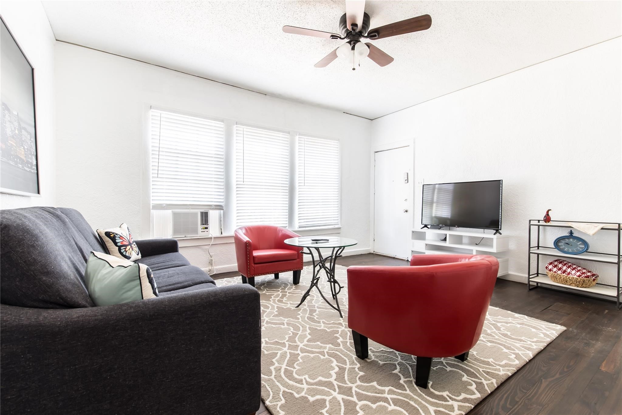 320 W Canty Street Dallas TX 75208