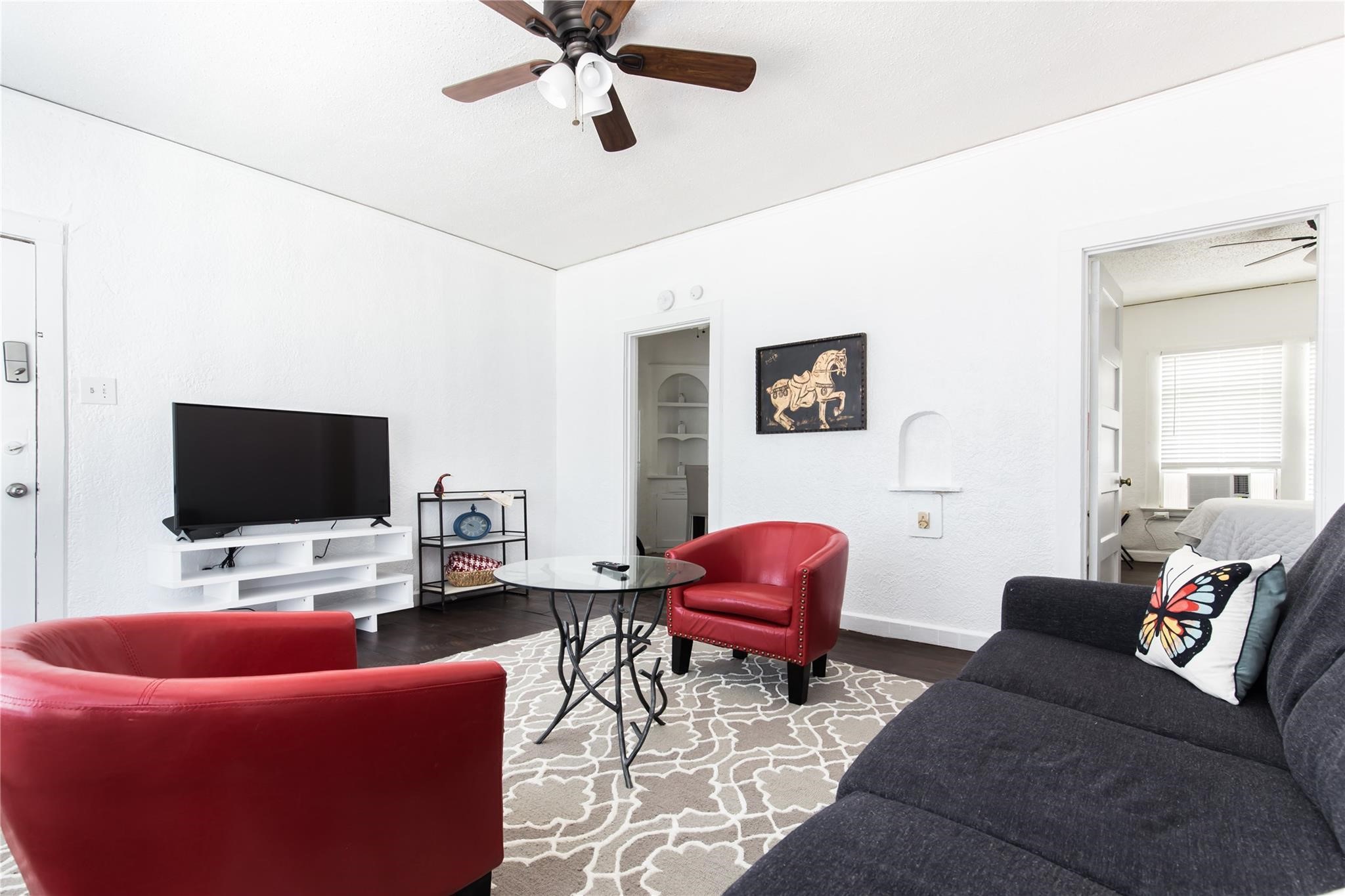 320 W Canty Street Dallas TX 75208