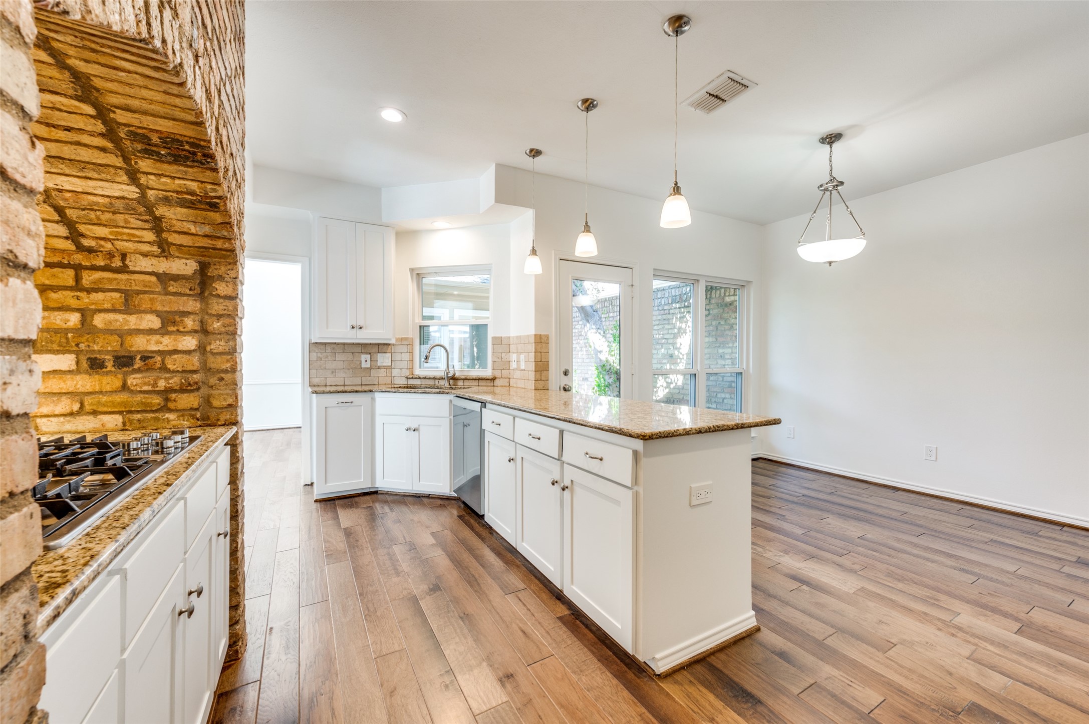 12548 Renoir Dallas TX 75230