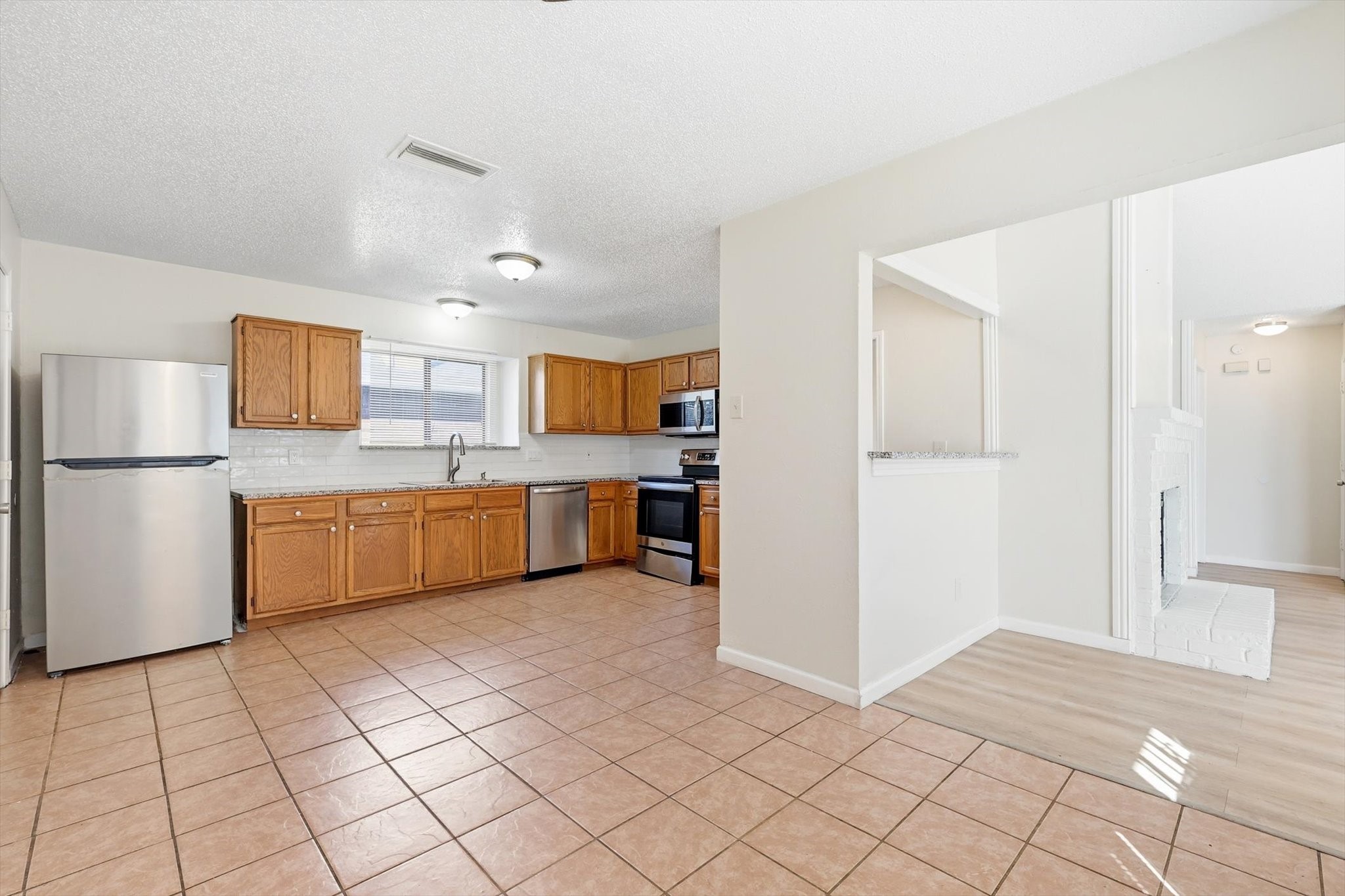 1234 Roan Drive Lancaster TX 75134