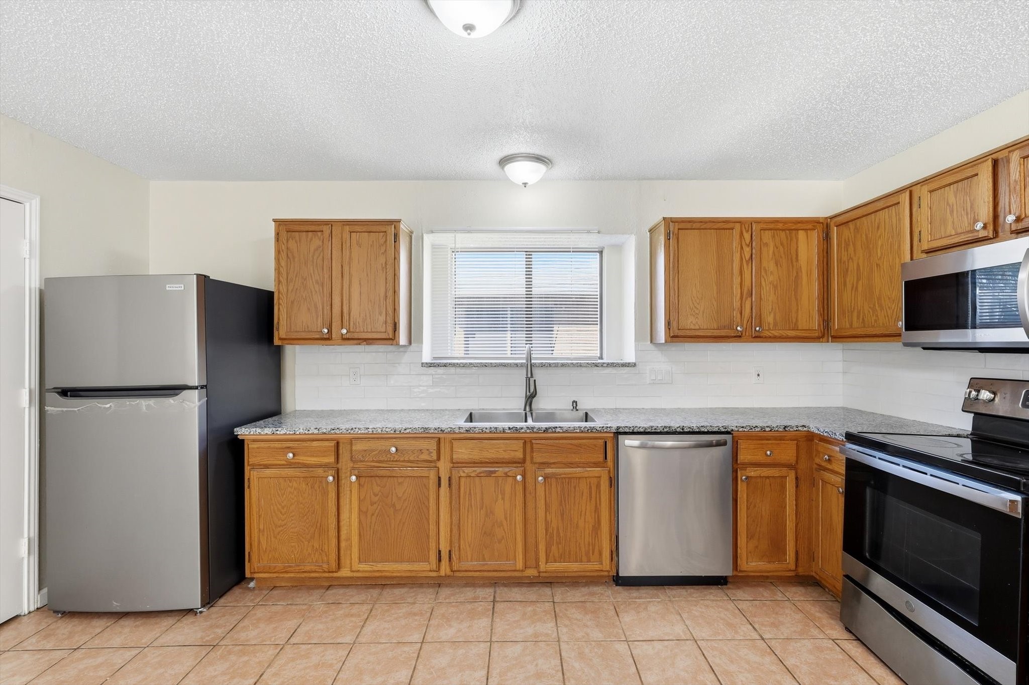 1234 Roan Drive Lancaster TX 75134