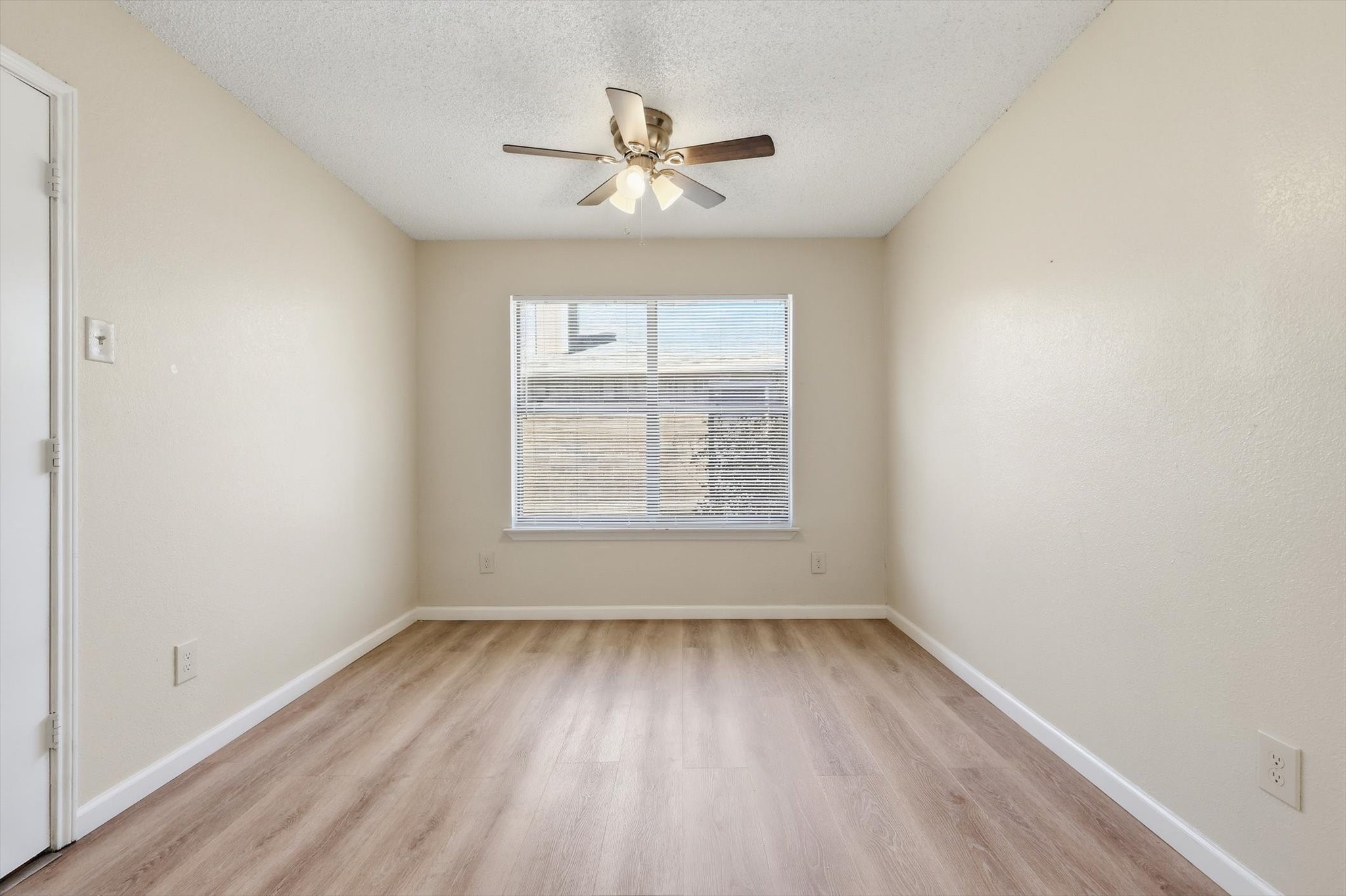 1234 Roan Drive Lancaster TX 75134