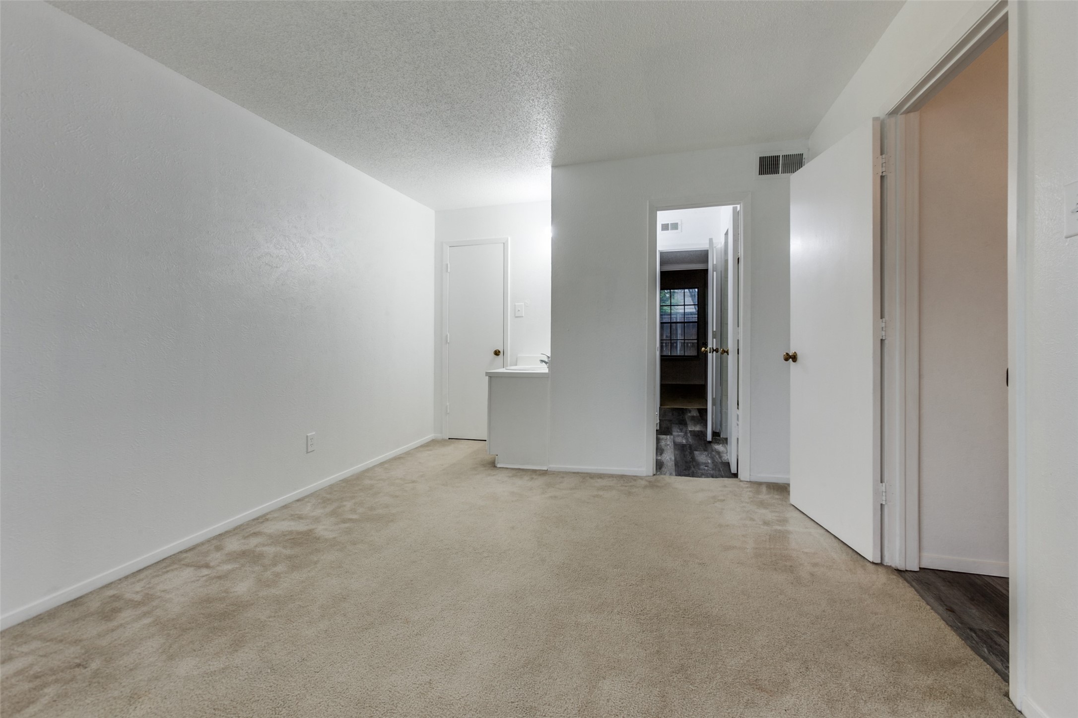 2111 E Belt Line Road Richardson TX 75081