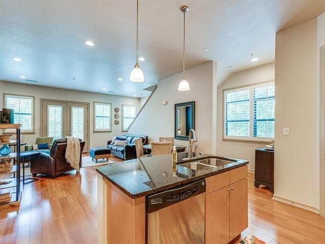 1207 Beaconsfield Lane Arlington TX 76011