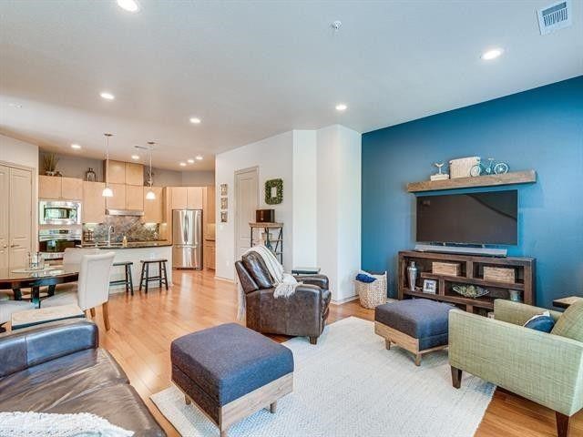 1207 Beaconsfield Lane Arlington TX 76011