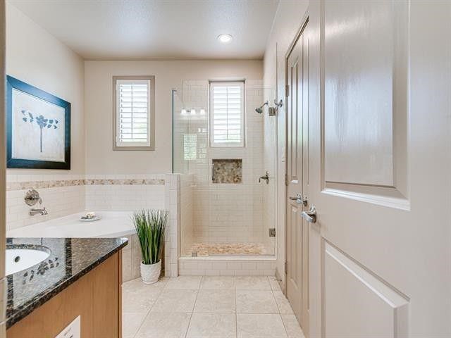 1207 Beaconsfield Lane Arlington TX 76011