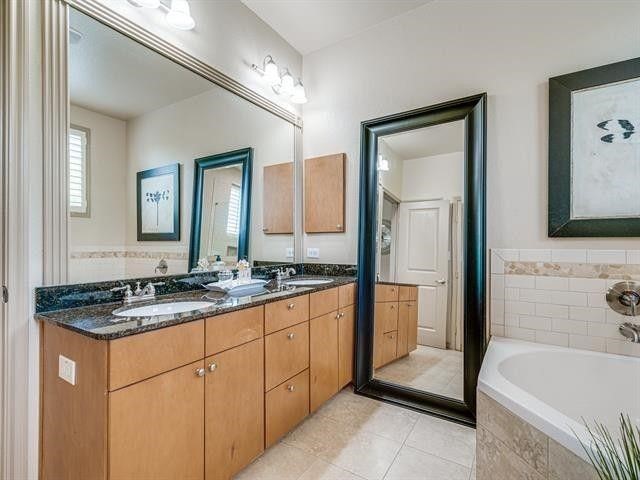 1207 Beaconsfield Lane Arlington TX 76011