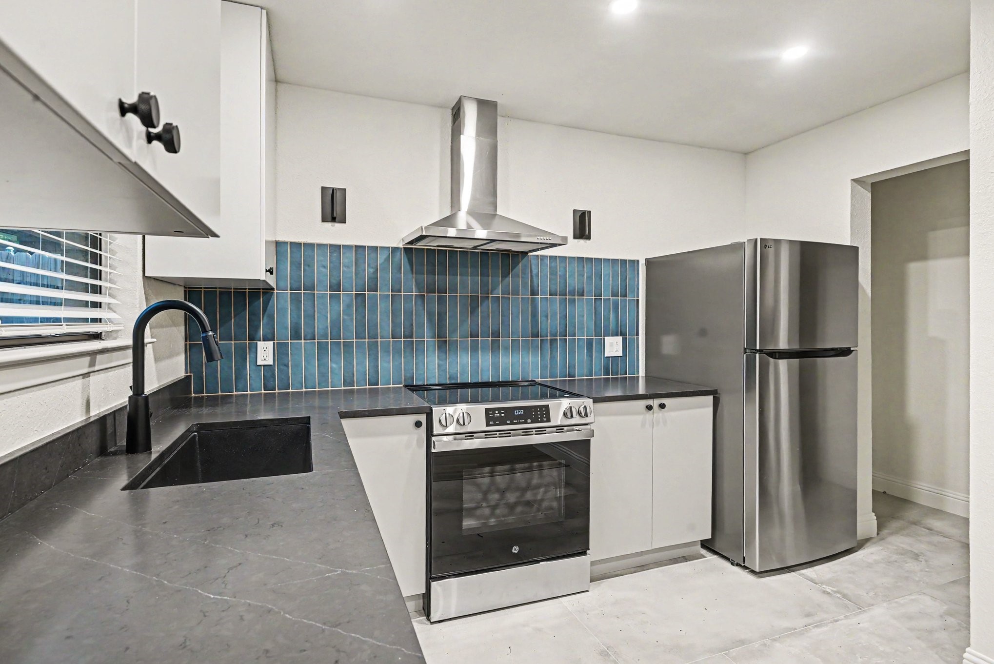 2103 Mistletoe Avenue Fort Worth TX 76110
