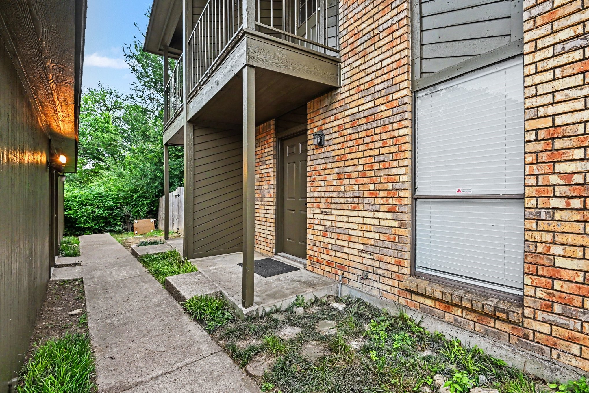 2103 Mistletoe Avenue Fort Worth TX 76110