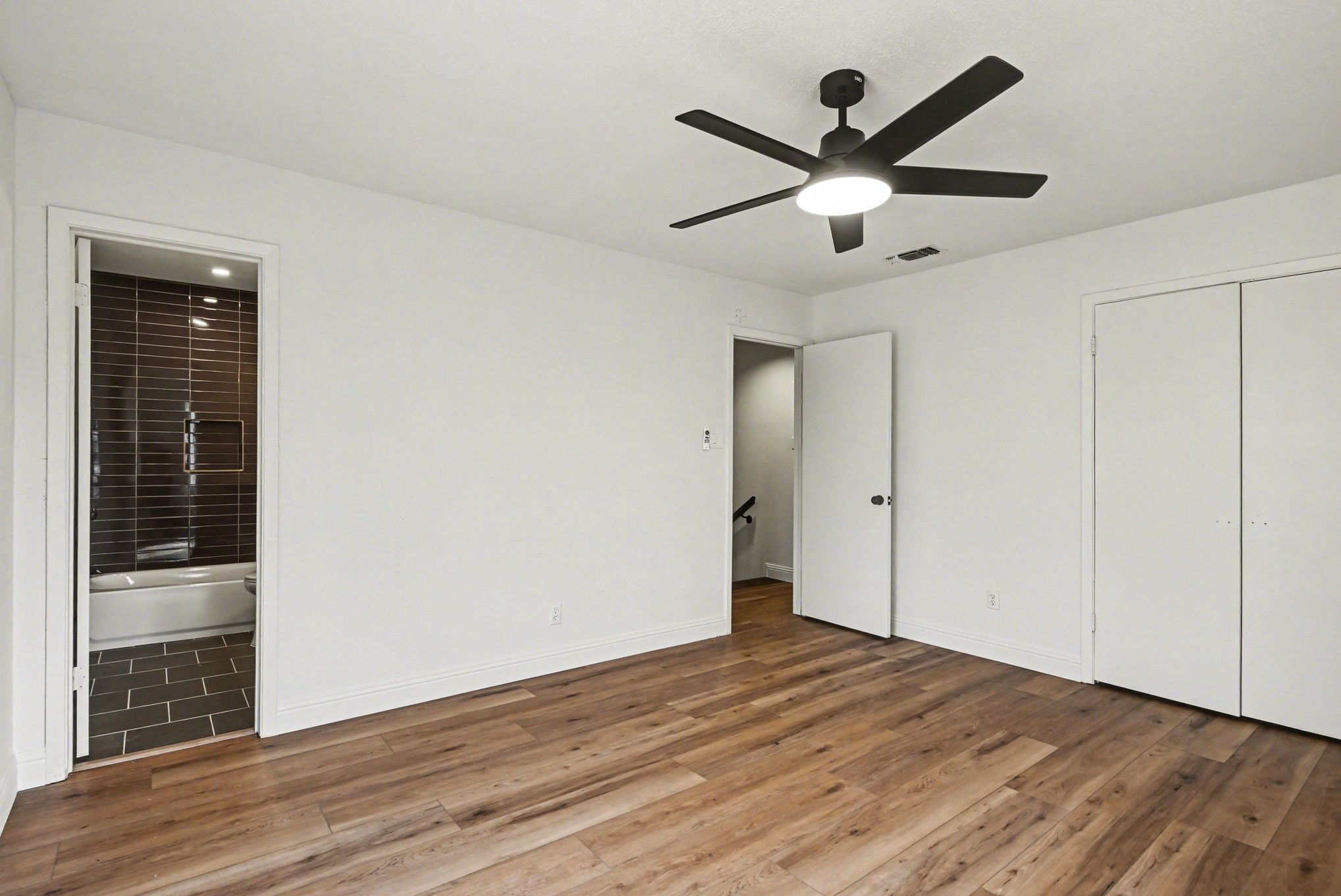 2103 Mistletoe Avenue Fort Worth TX 76110