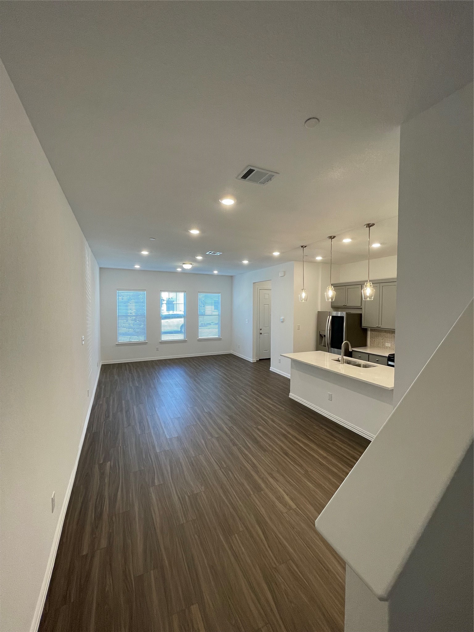 9931 Tolbert Street Irving TX 75063