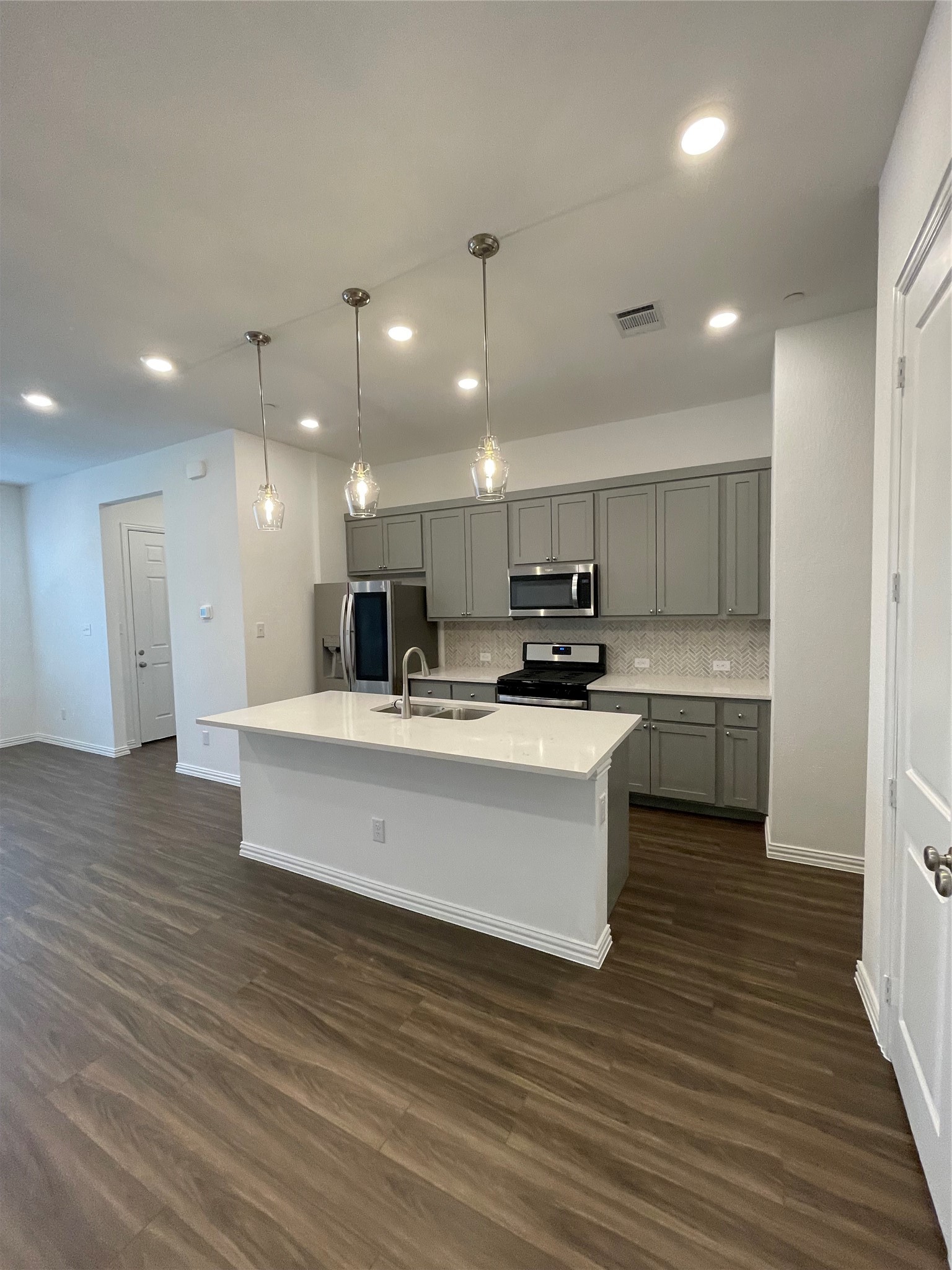 9931 Tolbert Street Irving TX 75063