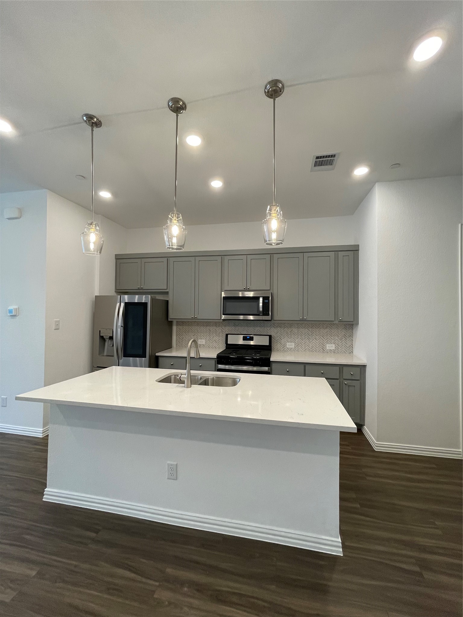9931 Tolbert Street Irving TX 75063