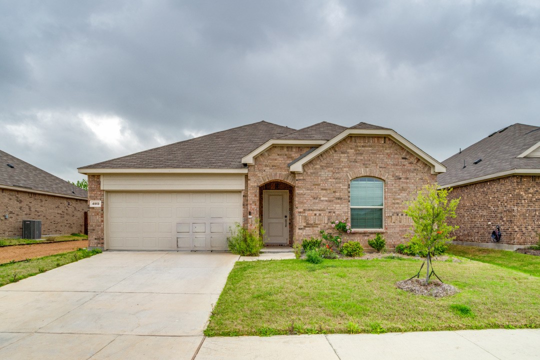 4913 Sagerun Drive Princeton TX 75407