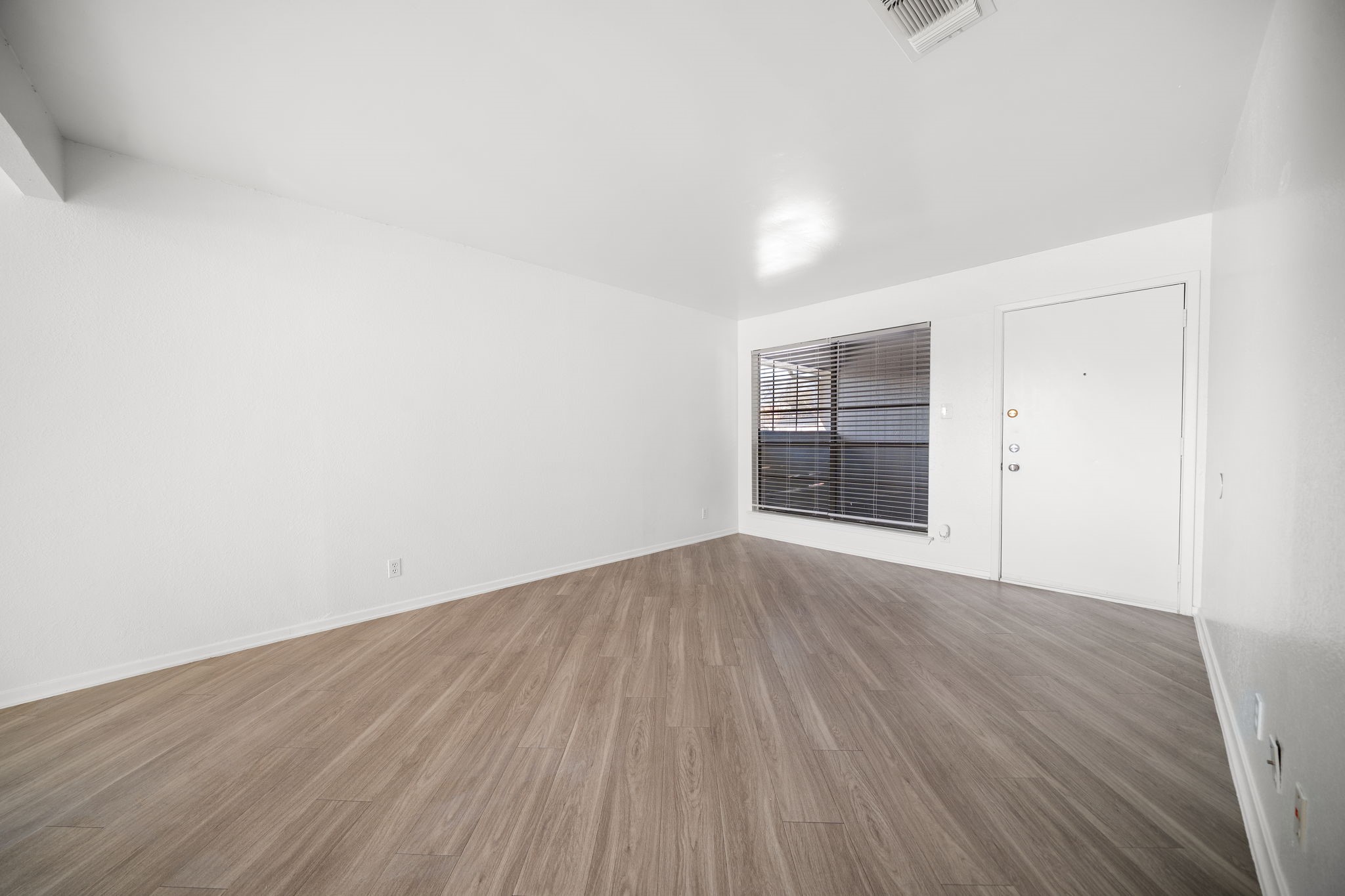 320 E 4th Street Arlington TX 76010