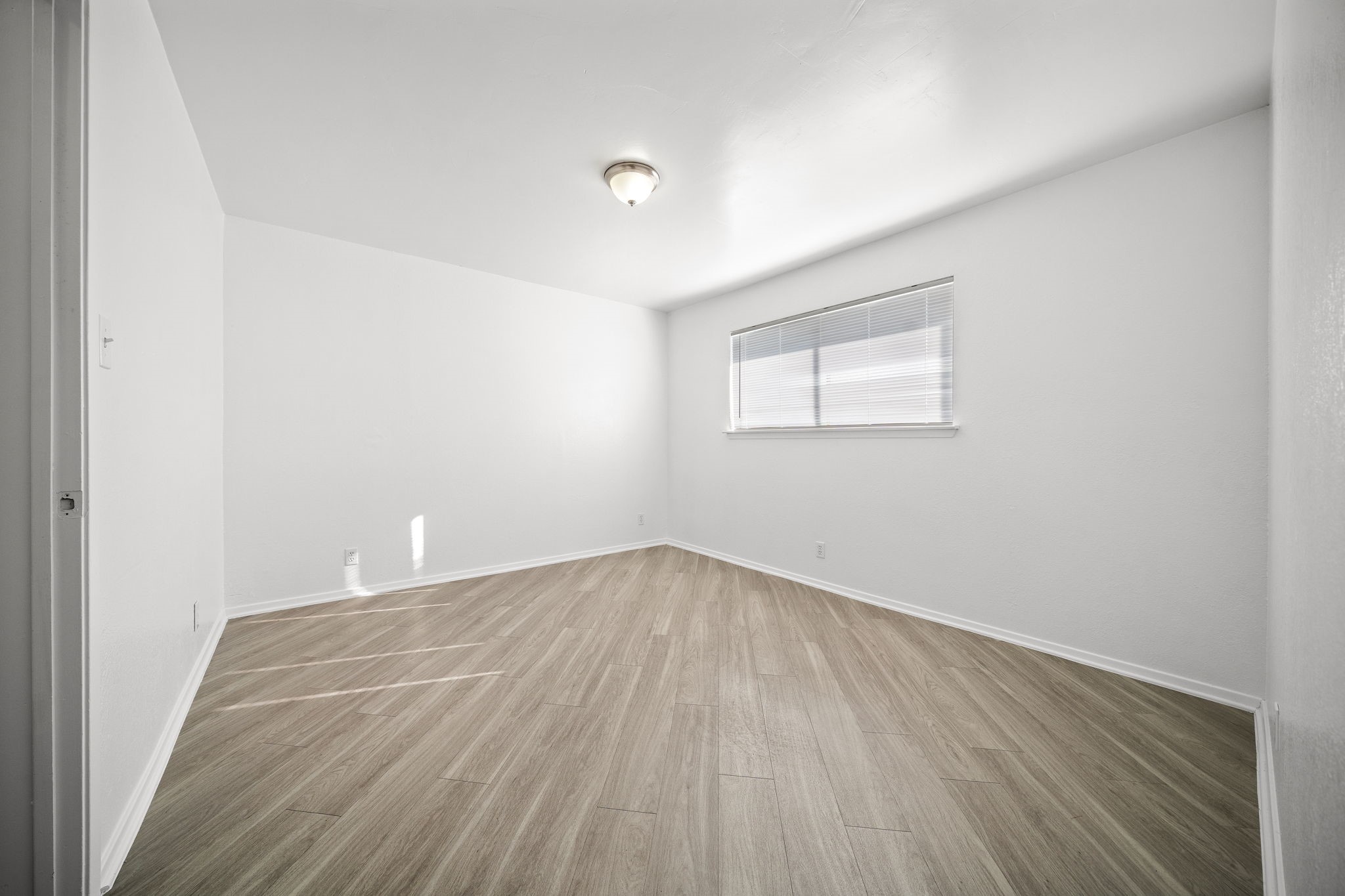 320 E 4th Street Arlington TX 76010