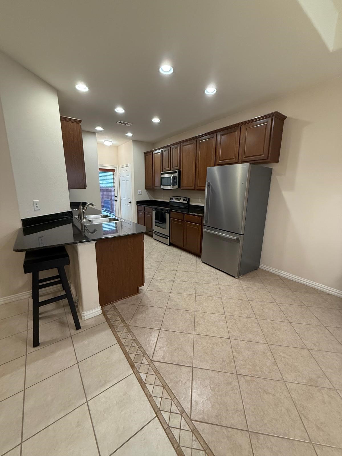 6406 Shakespeare Place Dallas TX 75252