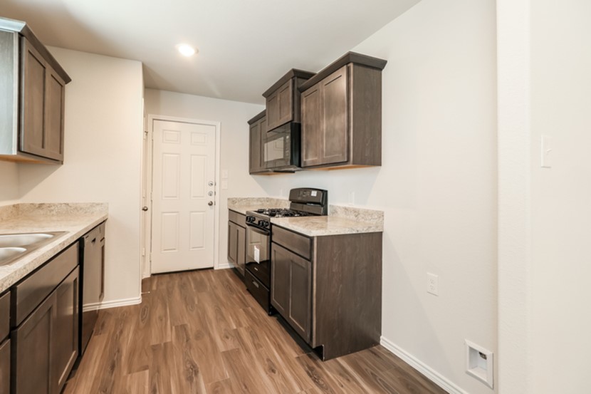 513 Arangothompson Place Everman TX 76140