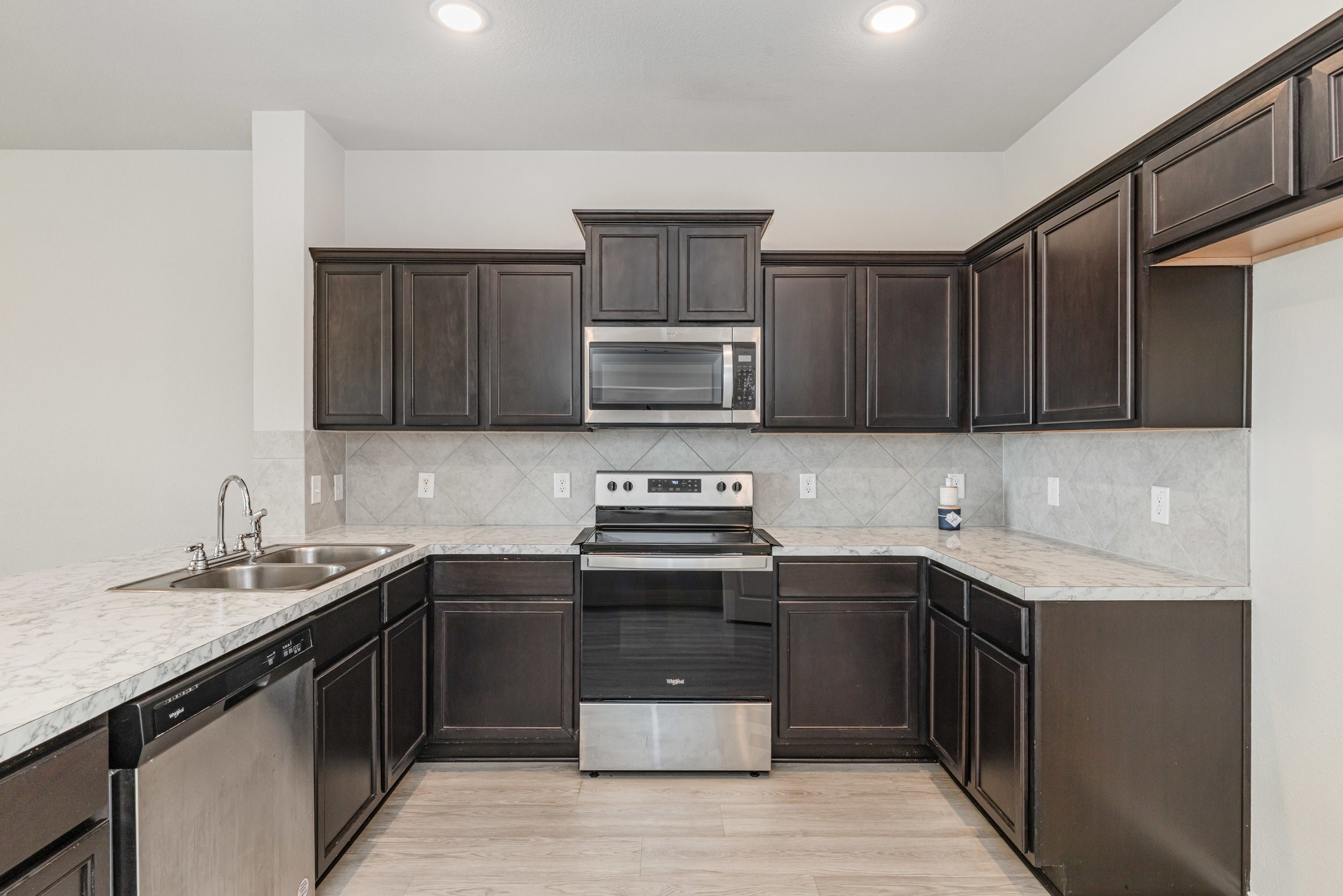 2216 Canongate Drive Denton TX 76207