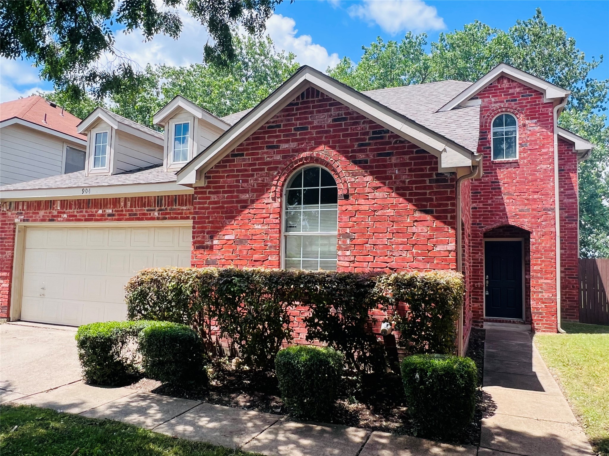 904 Inland Lane Mckinney TX 75072