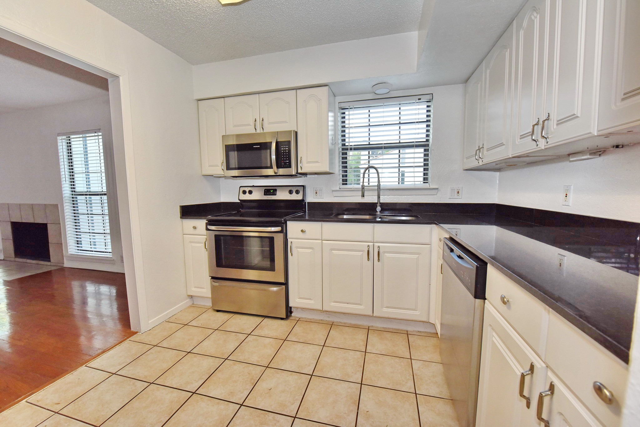4033 Gilbert Avenue Dallas TX 75219