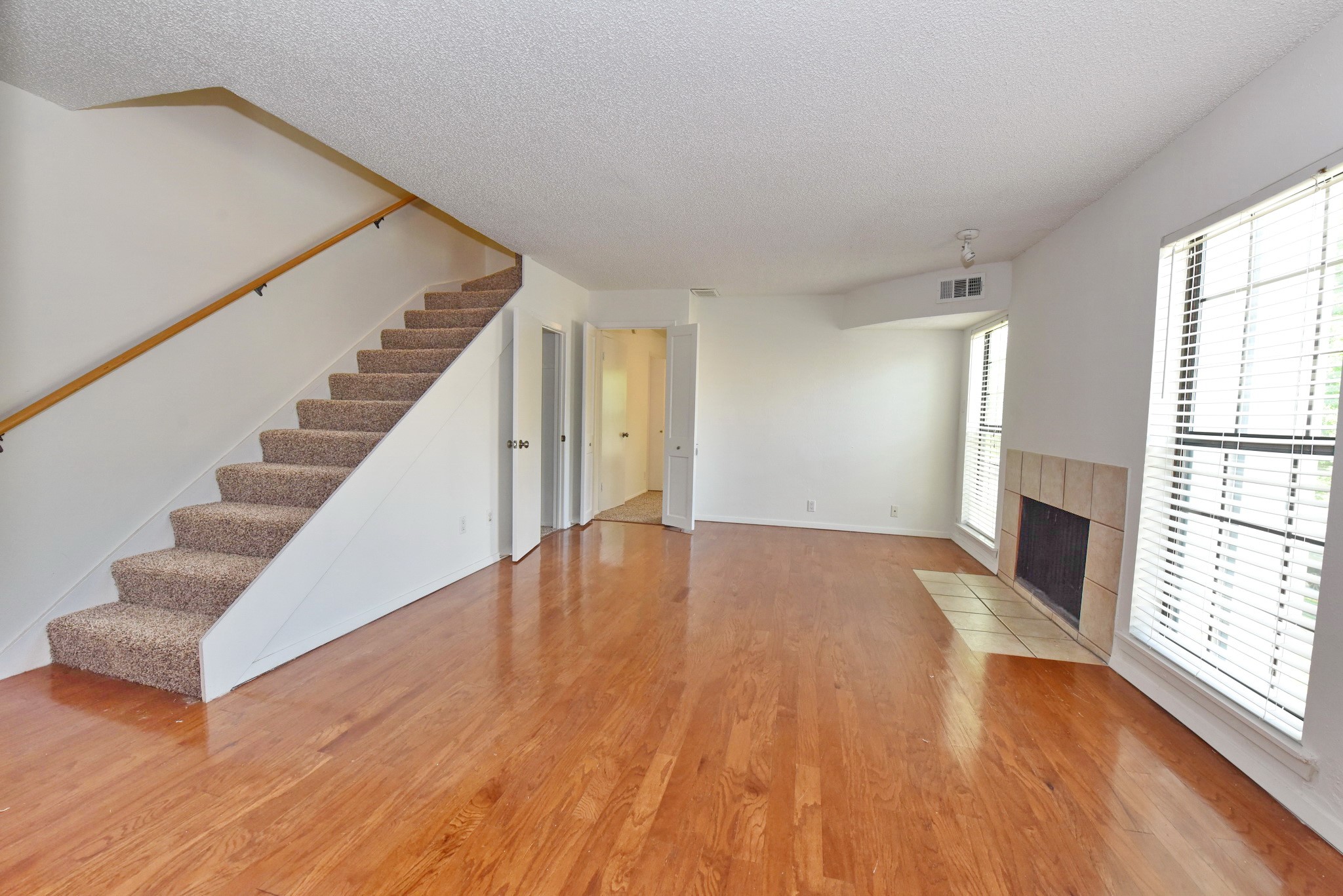 4033 Gilbert Avenue Dallas TX 75219