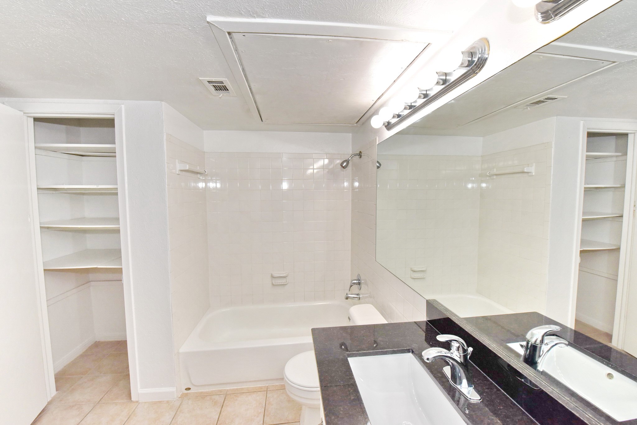4033 Gilbert Avenue Dallas TX 75219