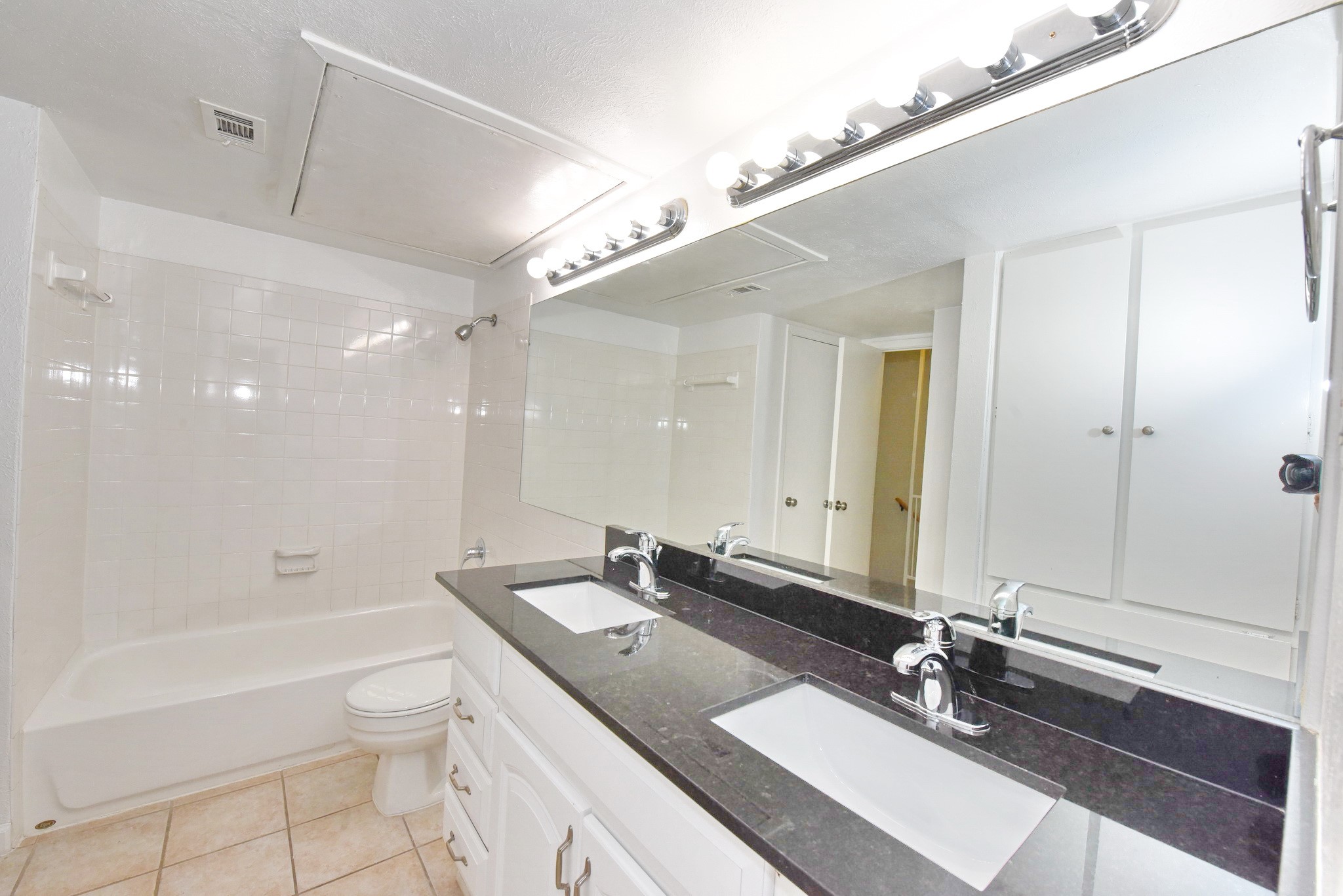 4033 Gilbert Avenue Dallas TX 75219