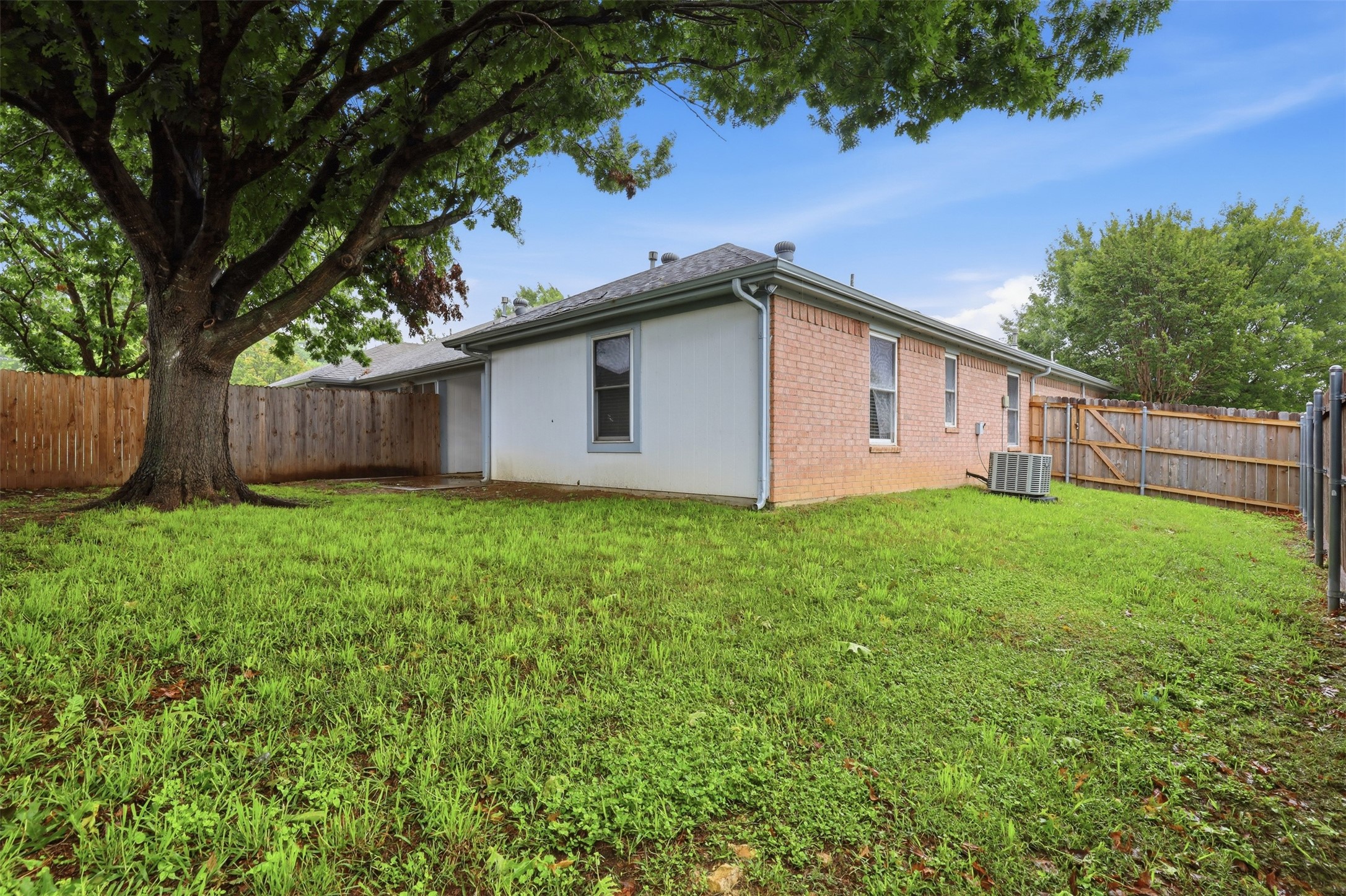 1502 Sharron Court Cleburne TX 76033