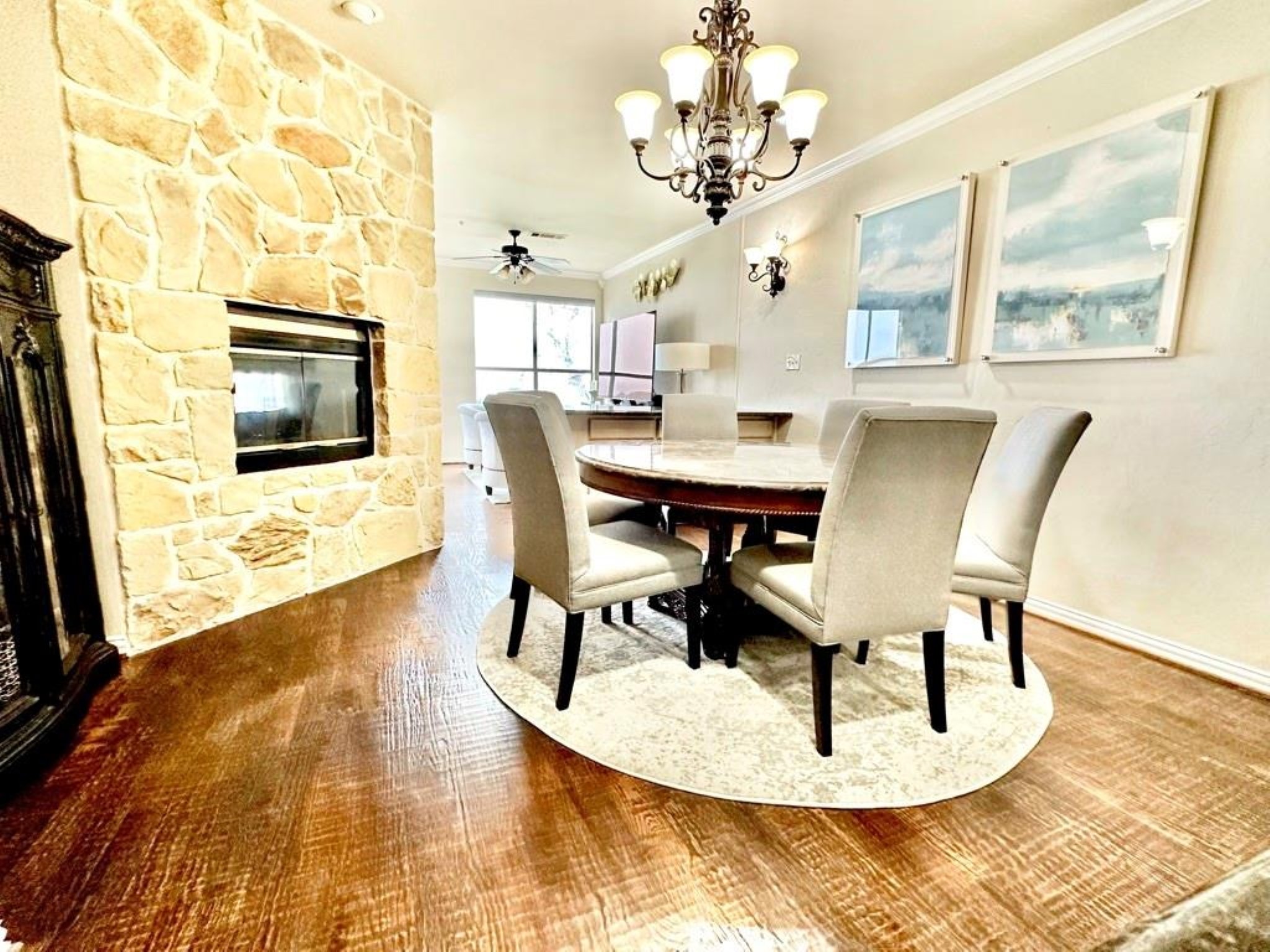402 Oakbrook Lewisville TX 75057
