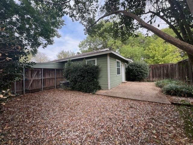 304 Oak Street Mckinney TX 75069