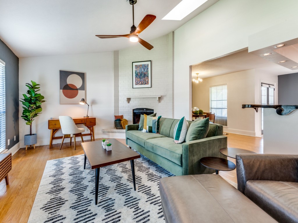 305 Westover Drive Euless TX 76039