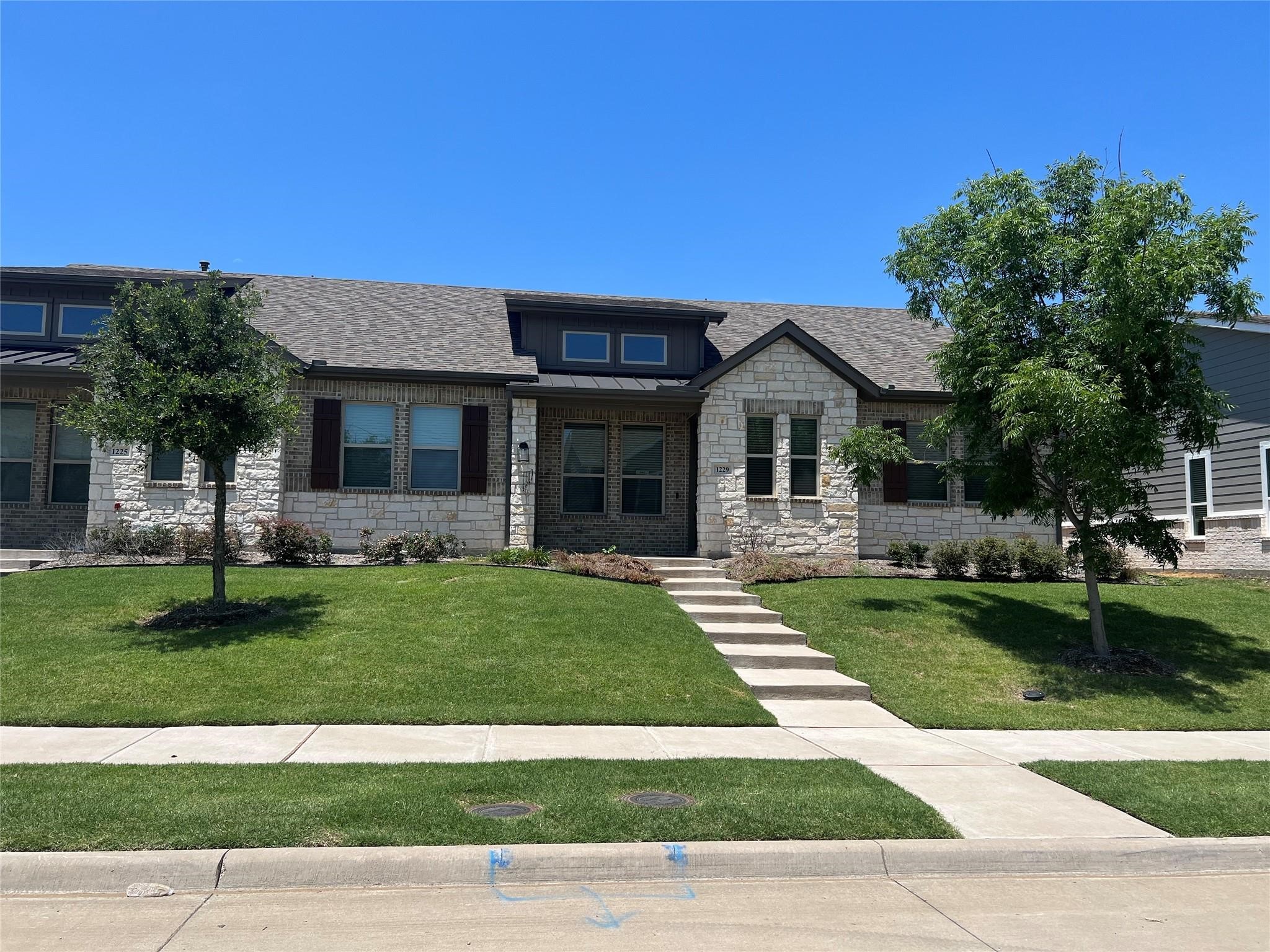 1229 Creekbank Drive Mckinney TX 75071