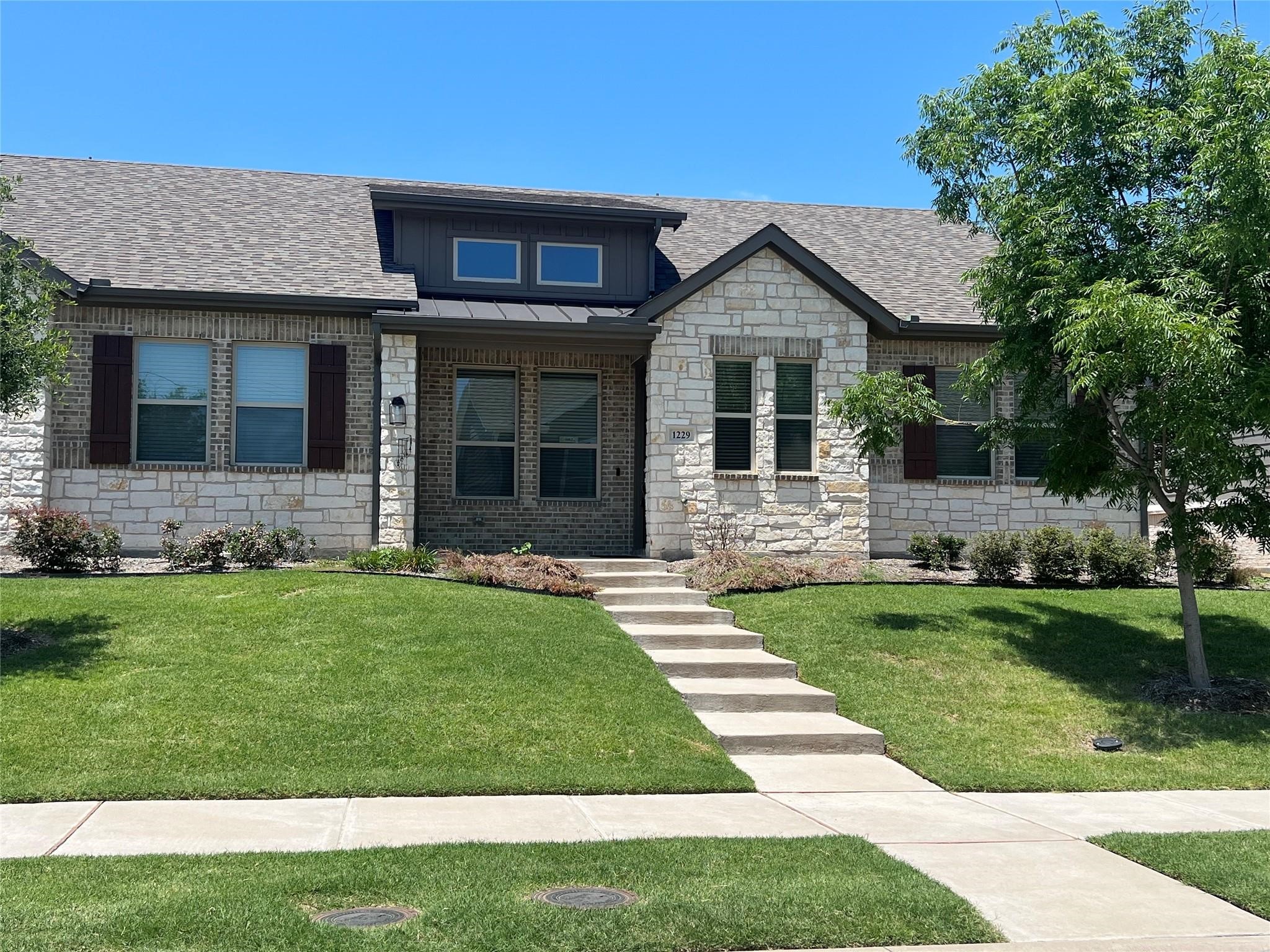 1229 Creekbank Drive Mckinney TX 75071
