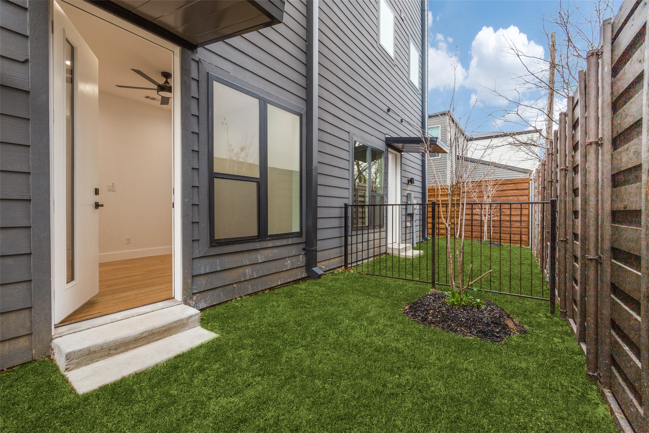 2714 N Carroll Avenue Dallas TX 75204