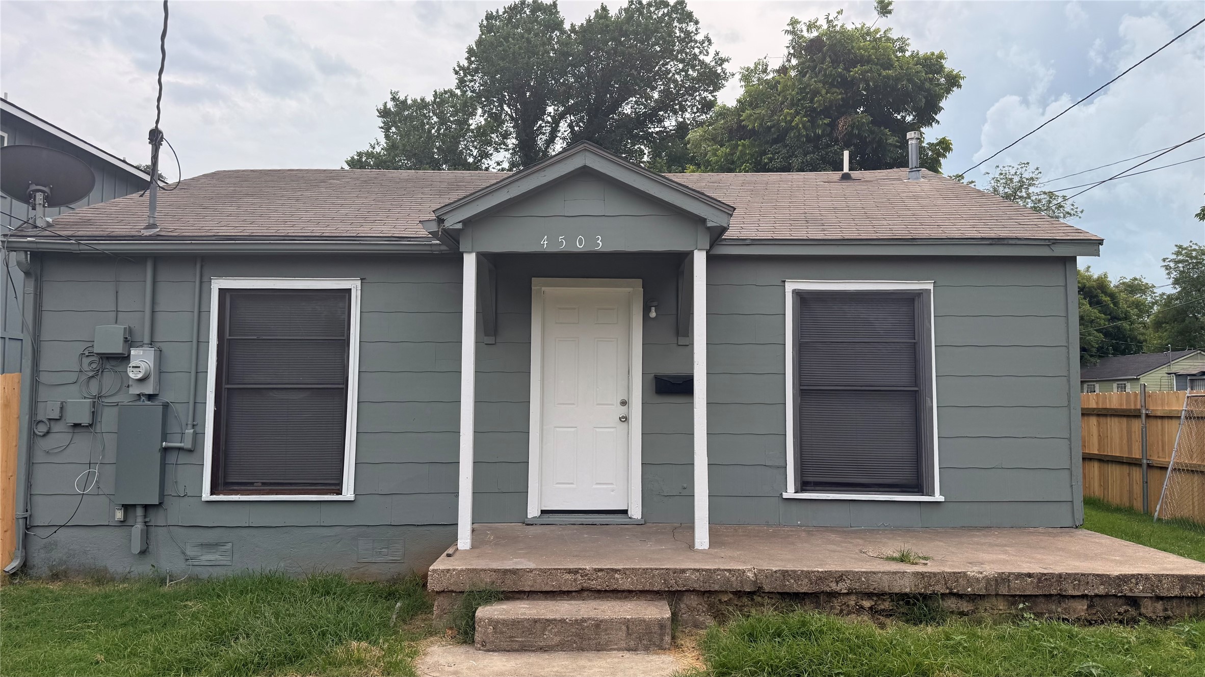 4503 Bradshaw Street Dallas TX 75215