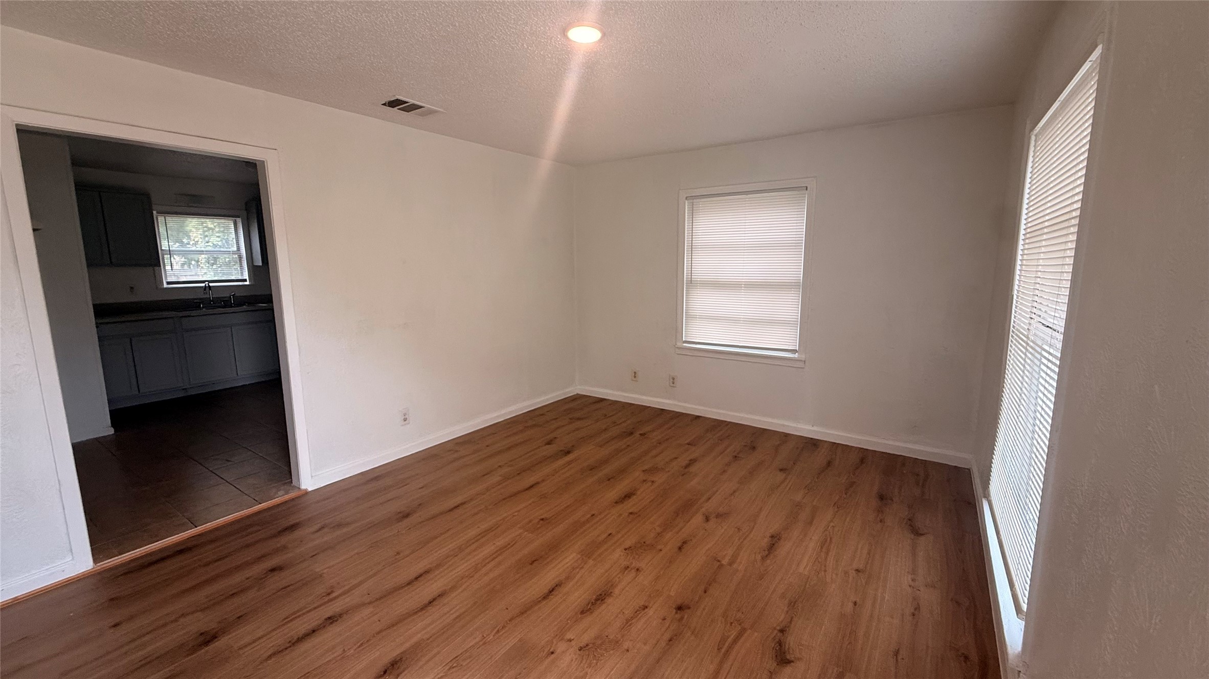 4503 Bradshaw Street Dallas TX 75215