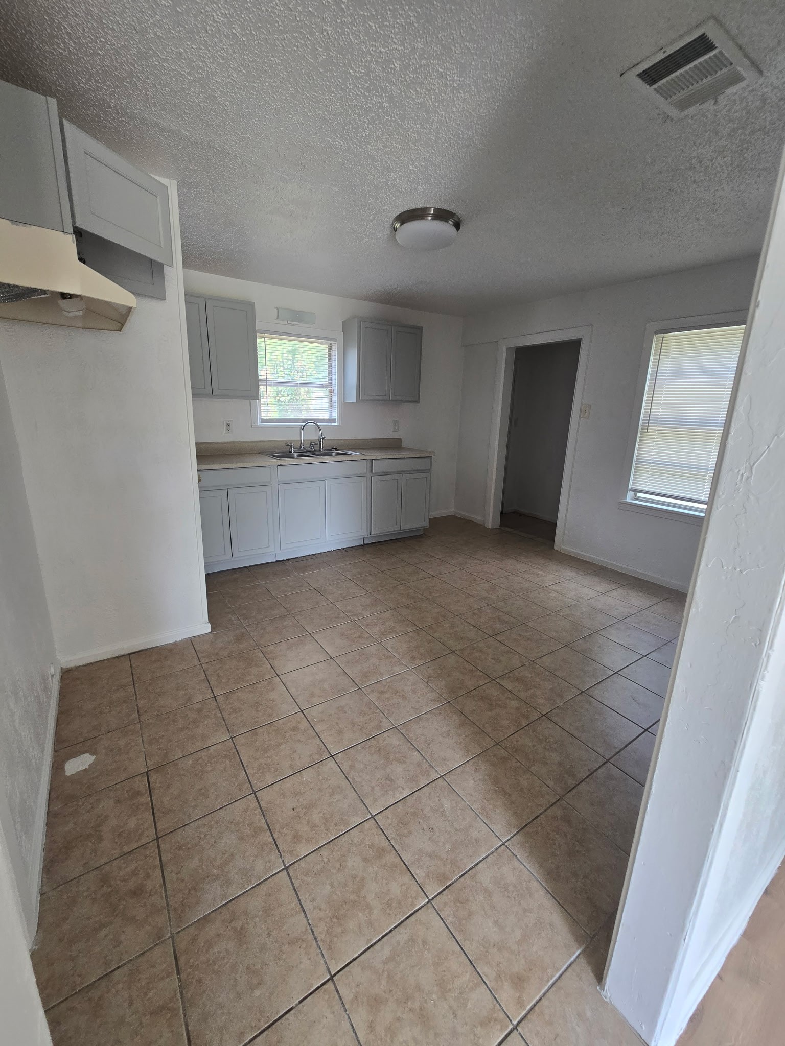 4503 Bradshaw Street Dallas TX 75215