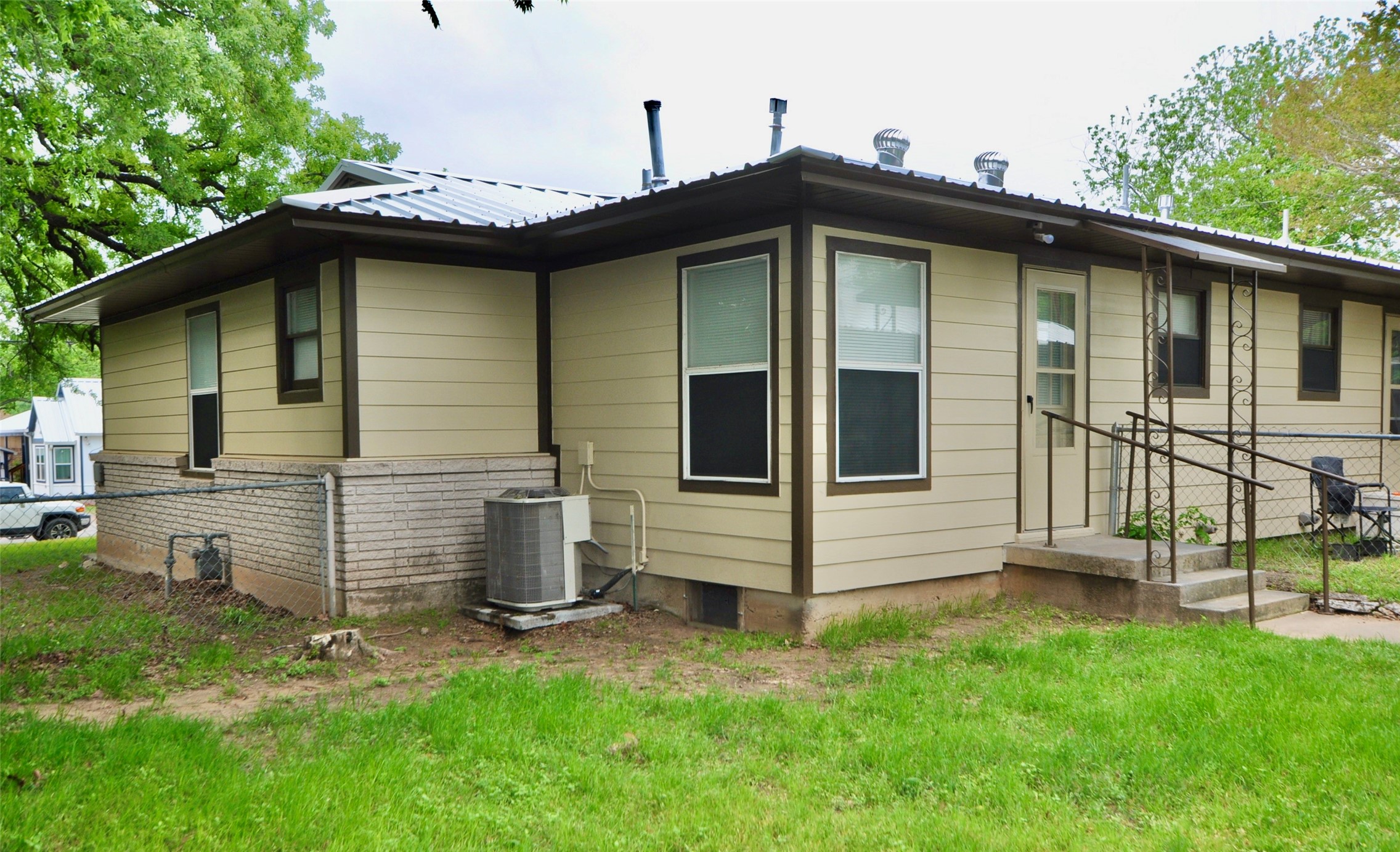 712 W Bridge Street Weatherford TX 76086